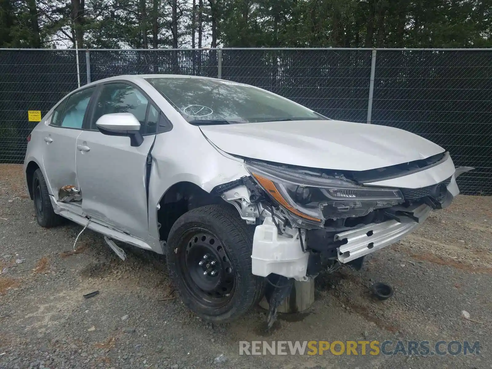 1 Photograph of a damaged car 5YFEPRAE8LP007482 TOYOTA COROLLA 2020