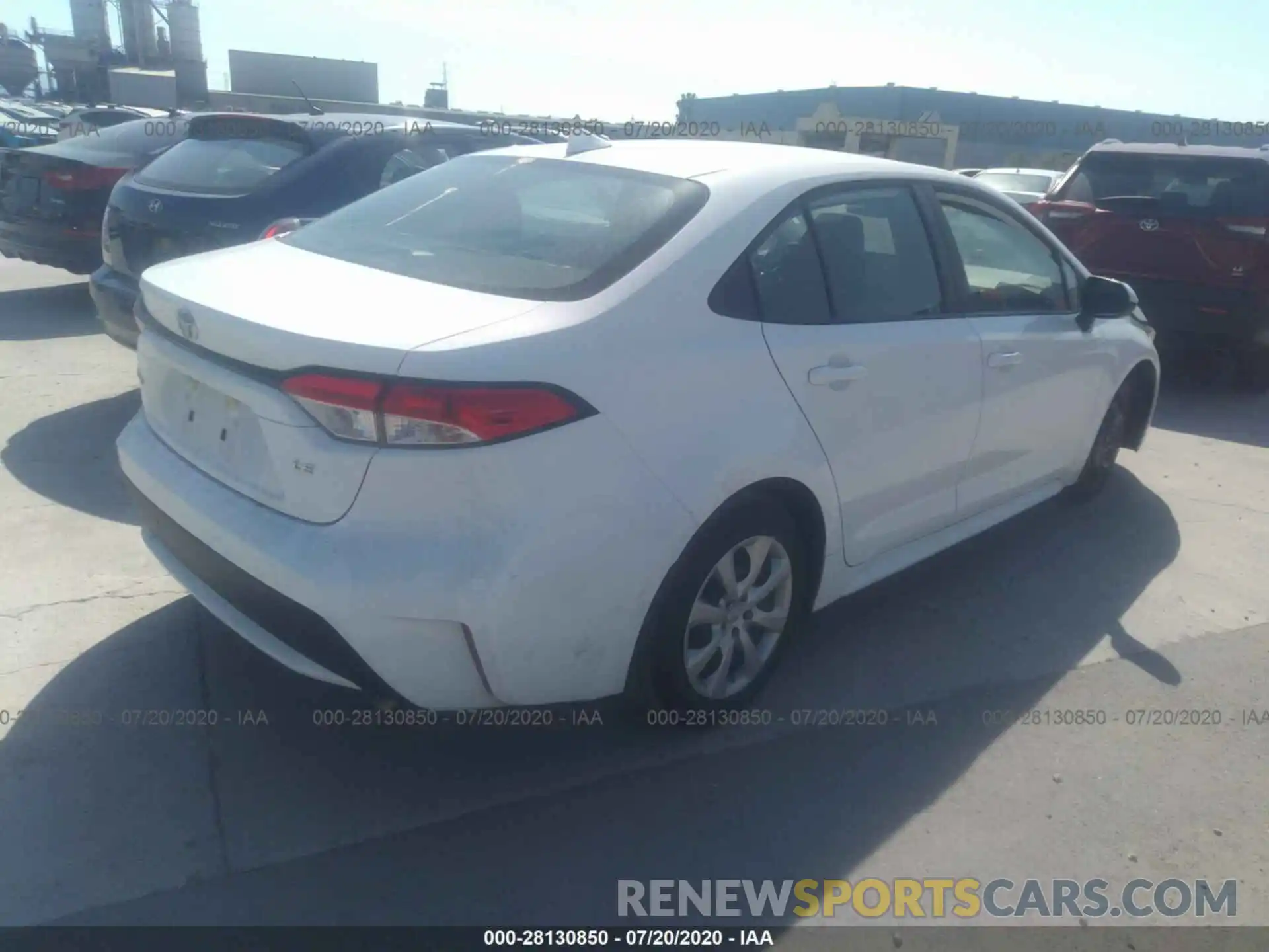 4 Photograph of a damaged car 5YFEPRAE8LP008468 TOYOTA COROLLA 2020