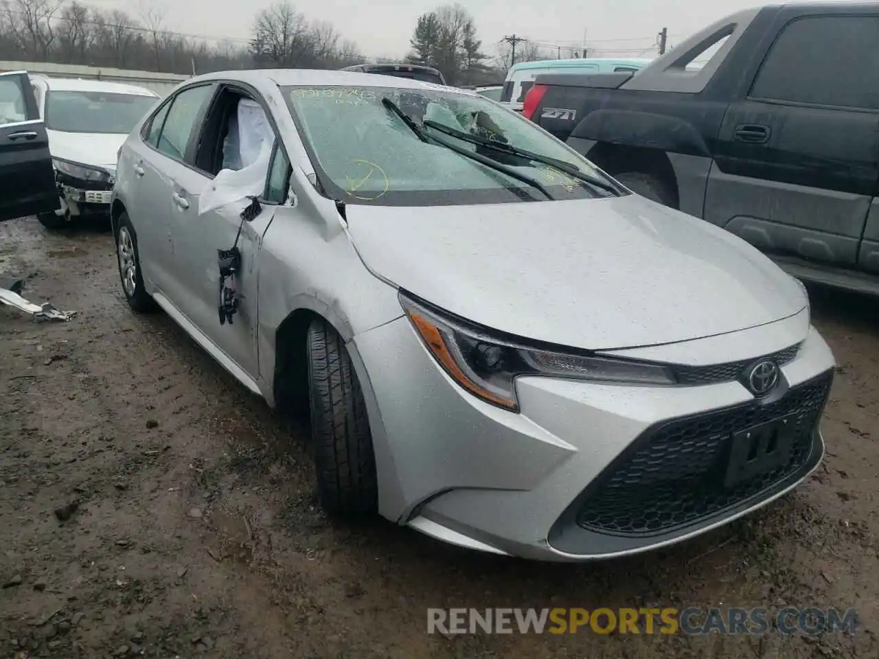 1 Photograph of a damaged car 5YFEPRAE8LP009930 TOYOTA COROLLA 2020