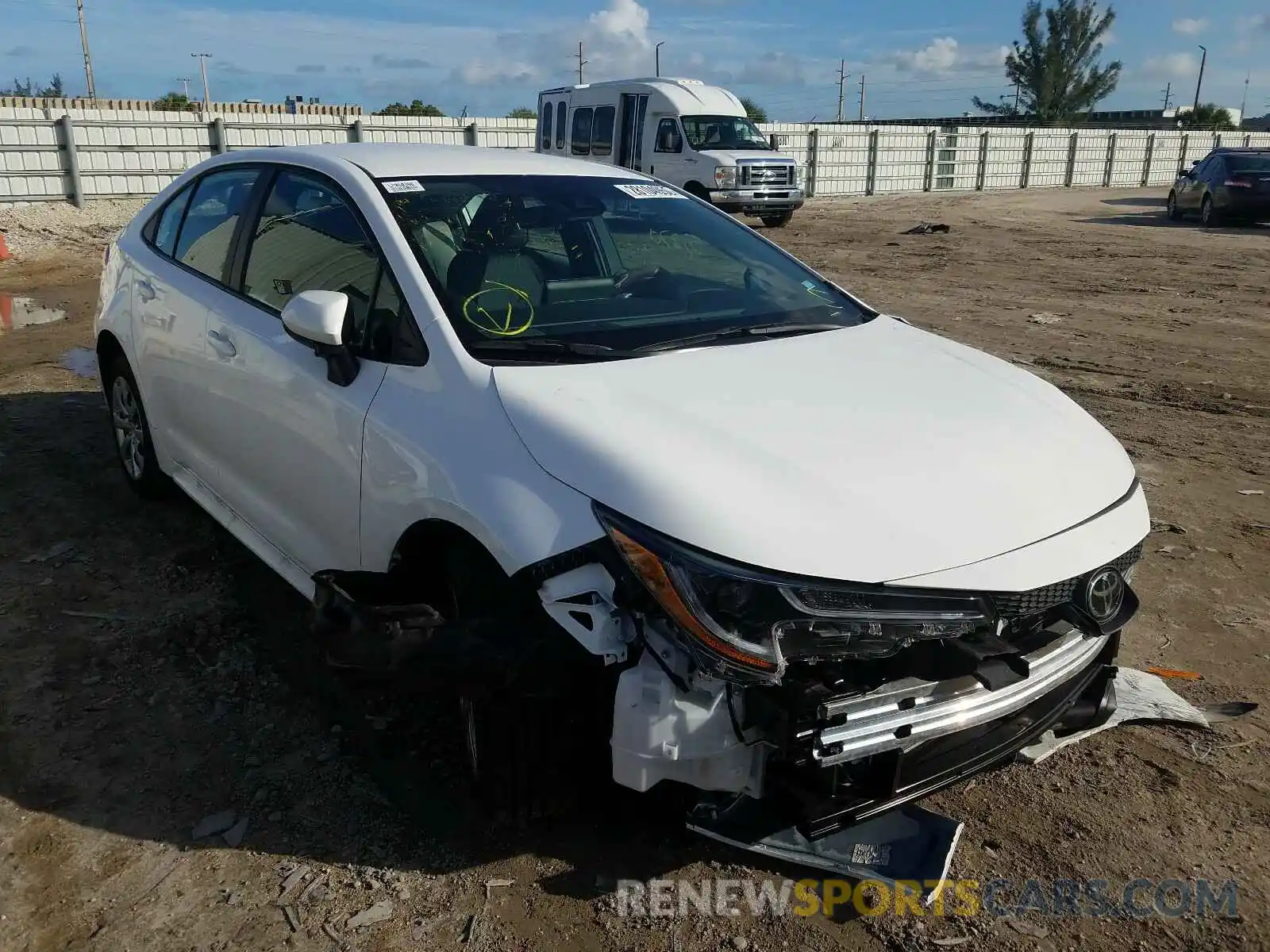 1 Photograph of a damaged car 5YFEPRAE8LP010396 TOYOTA COROLLA 2020