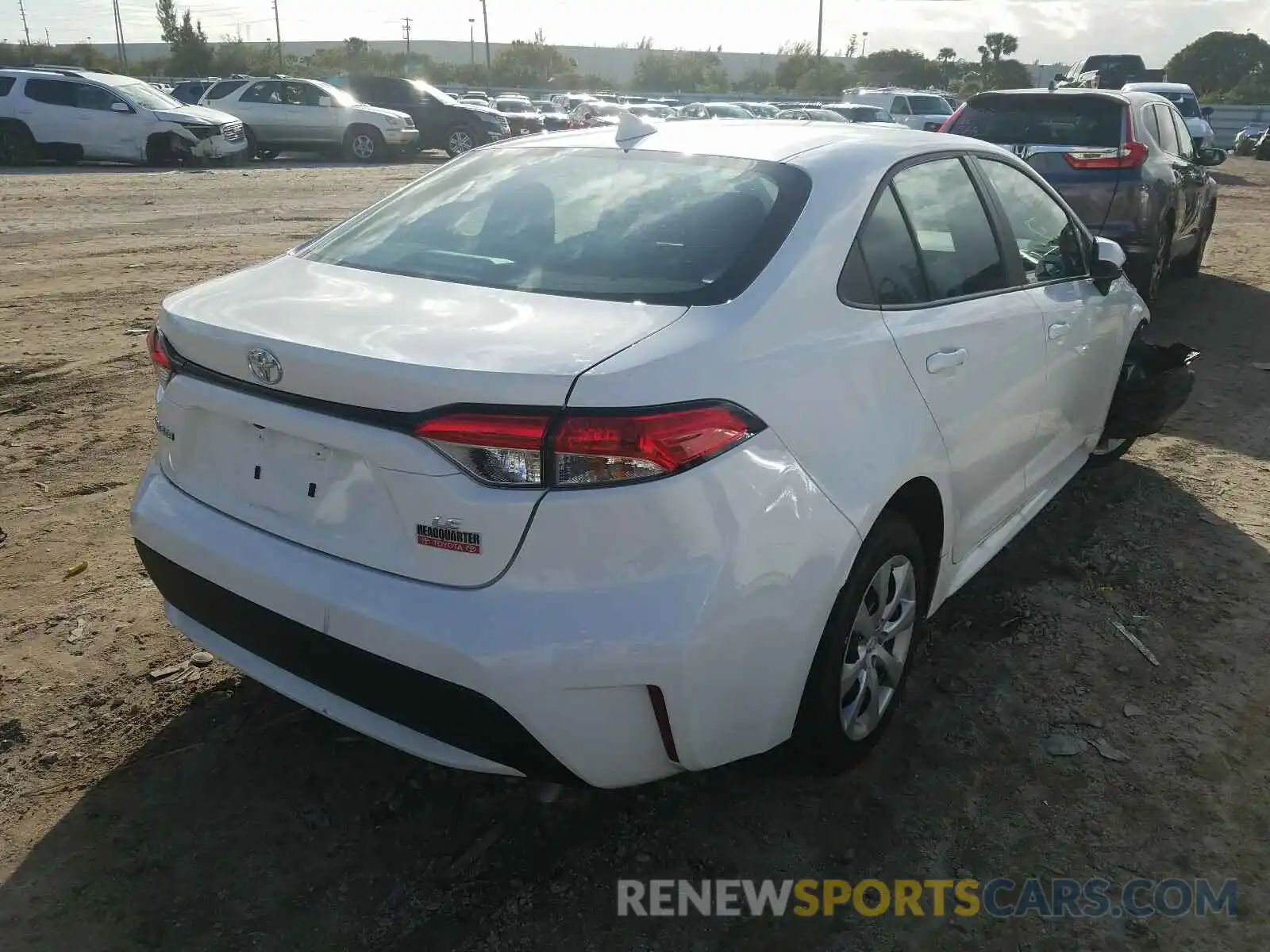 4 Photograph of a damaged car 5YFEPRAE8LP010396 TOYOTA COROLLA 2020