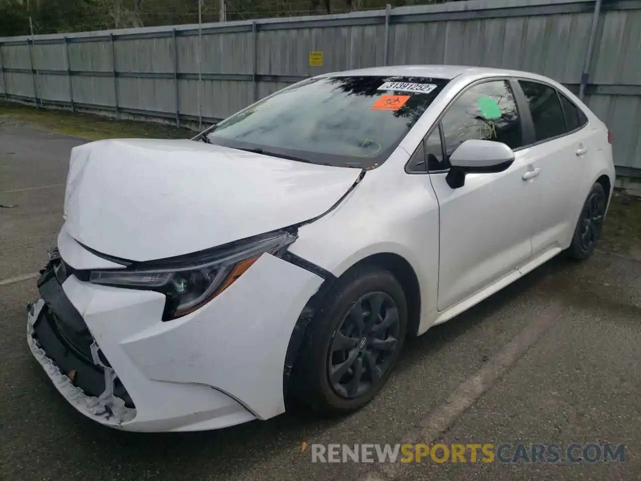 2 Photograph of a damaged car 5YFEPRAE8LP013573 TOYOTA COROLLA 2020