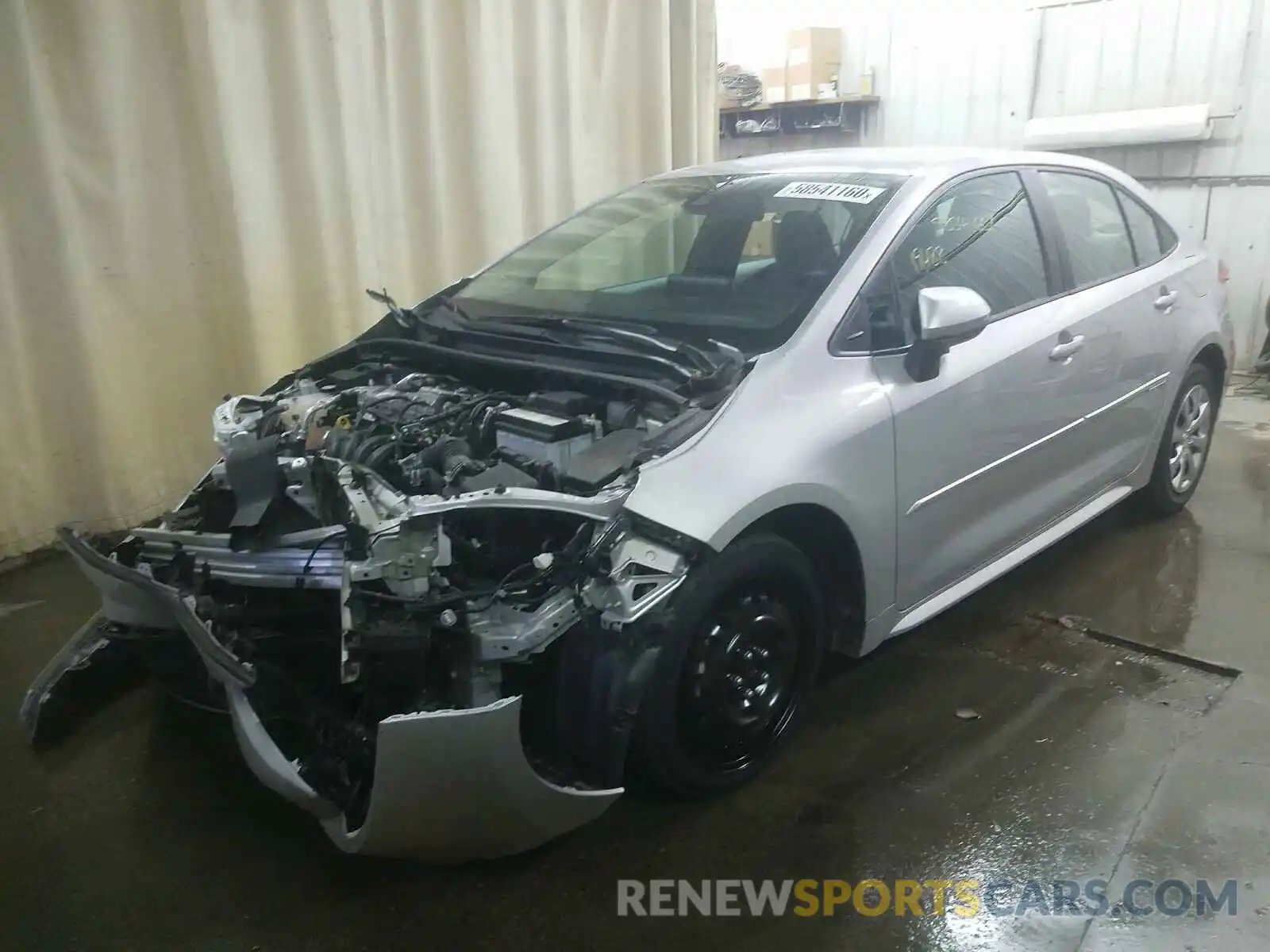 2 Photograph of a damaged car 5YFEPRAE8LP015226 TOYOTA COROLLA 2020