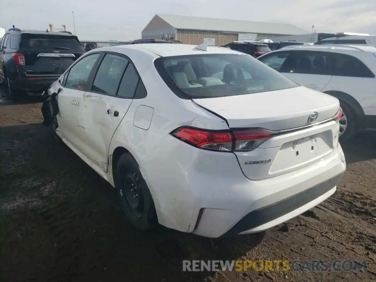 3 Photograph of a damaged car 5YFEPRAE8LP015999 TOYOTA COROLLA 2020