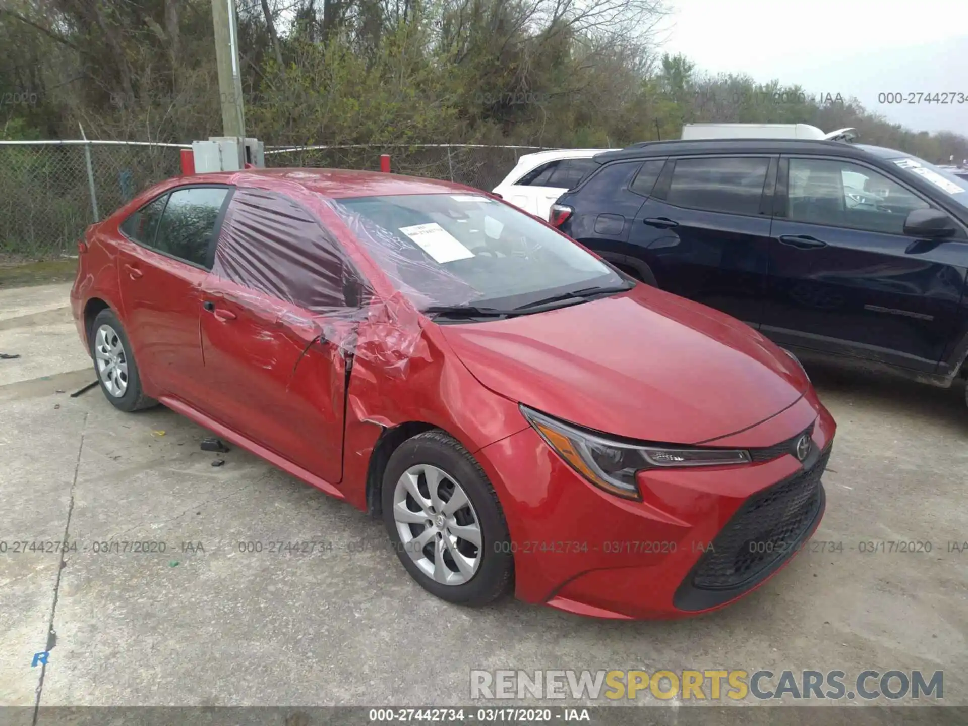 1 Photograph of a damaged car 5YFEPRAE8LP016098 TOYOTA COROLLA 2020