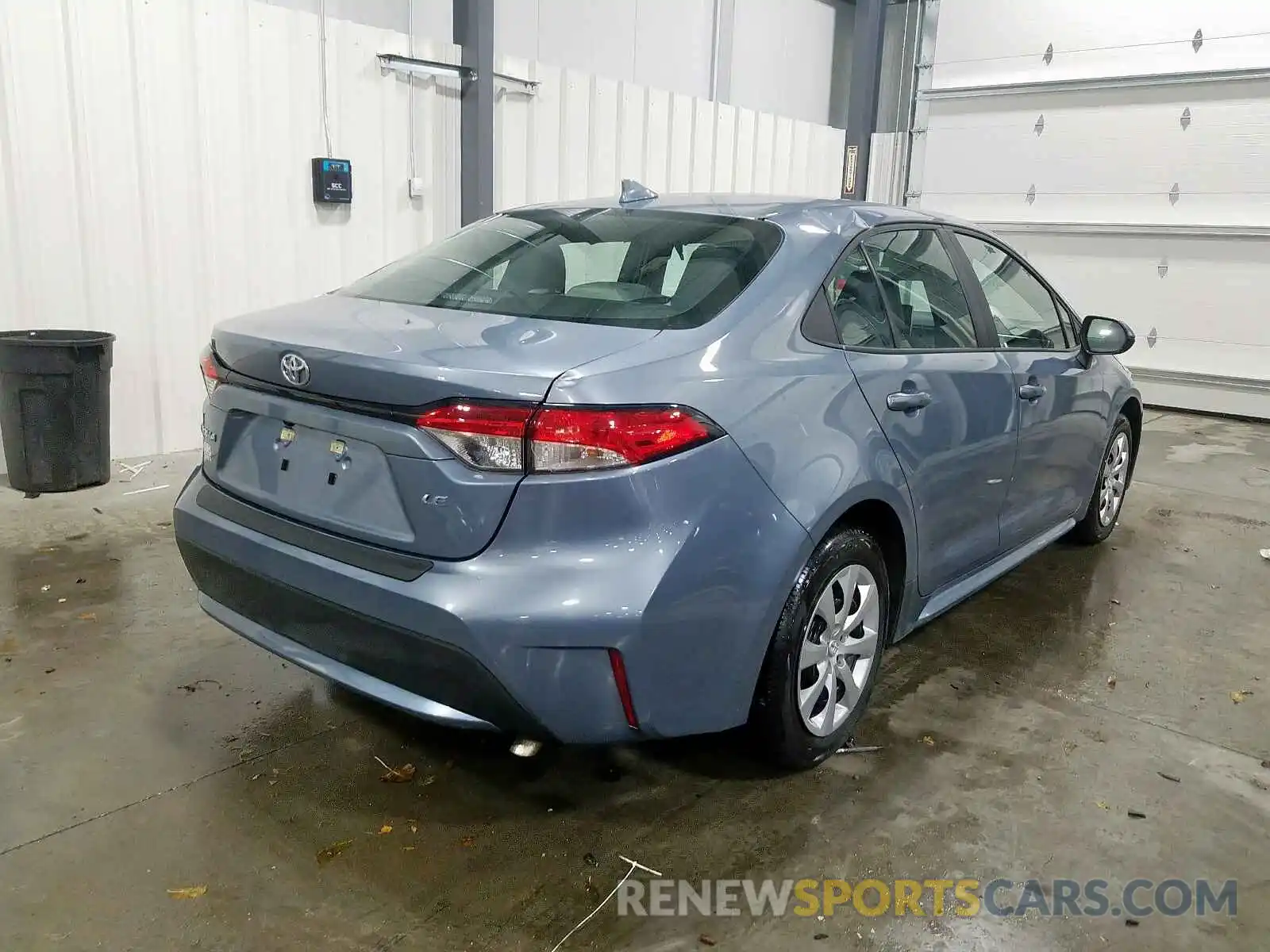 4 Photograph of a damaged car 5YFEPRAE8LP017445 TOYOTA COROLLA 2020