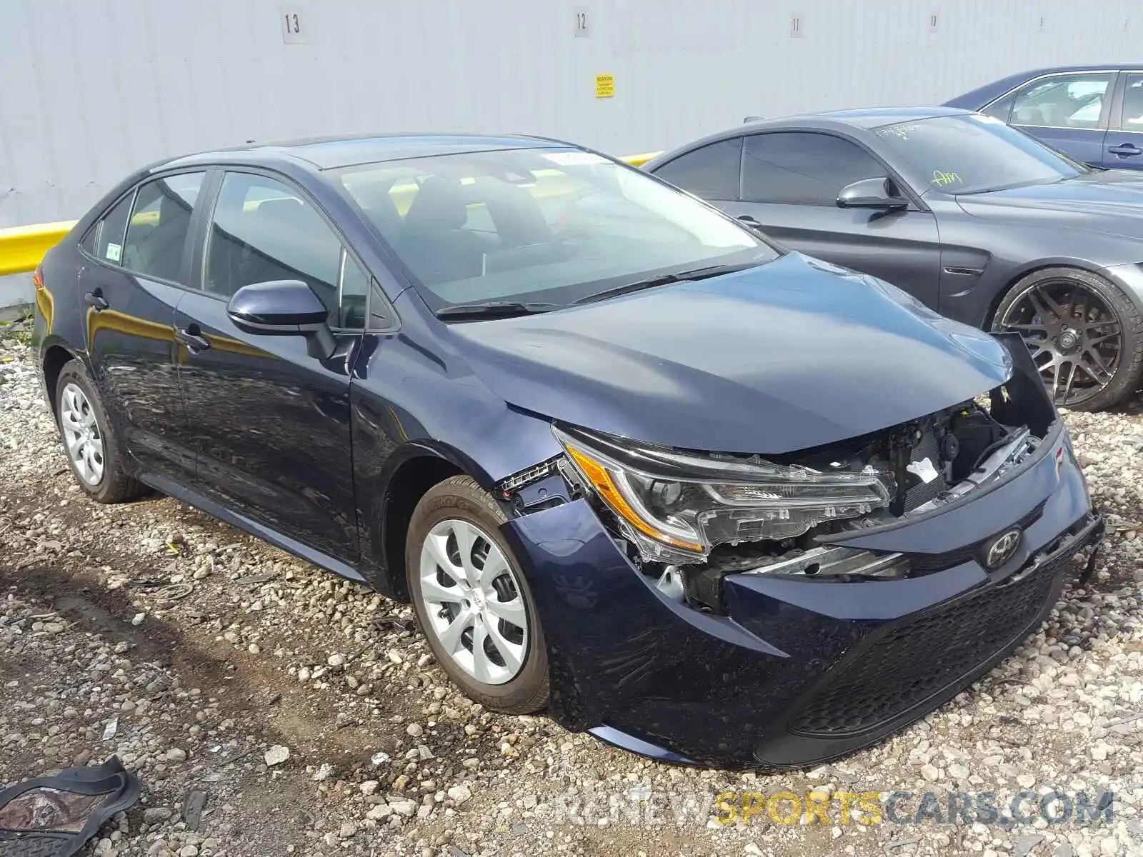 1 Photograph of a damaged car 5YFEPRAE8LP019552 TOYOTA COROLLA 2020