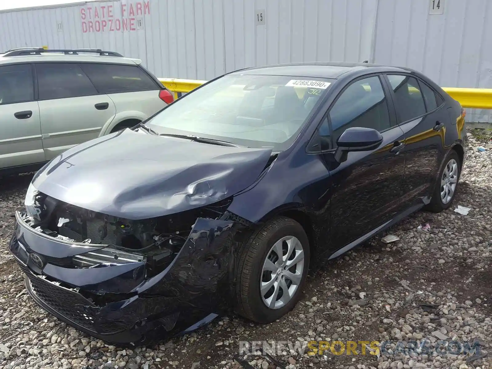 2 Photograph of a damaged car 5YFEPRAE8LP019552 TOYOTA COROLLA 2020