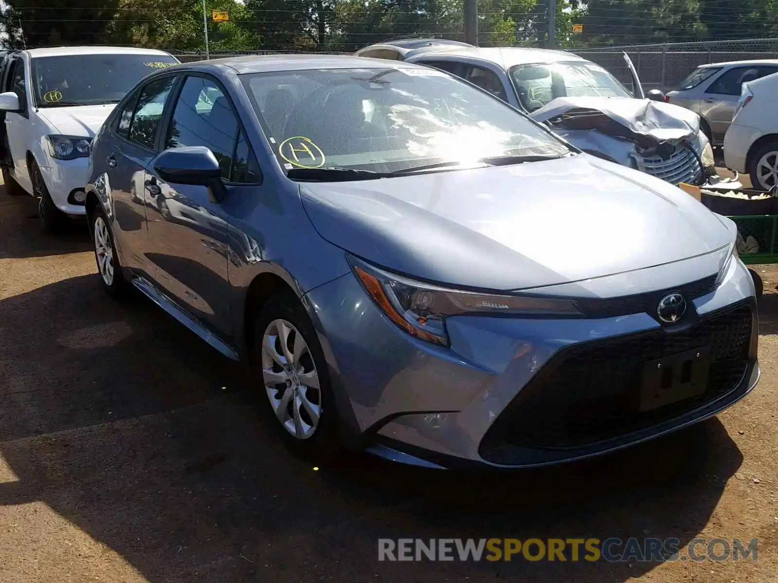 1 Photograph of a damaged car 5YFEPRAE8LP019616 TOYOTA COROLLA 2020