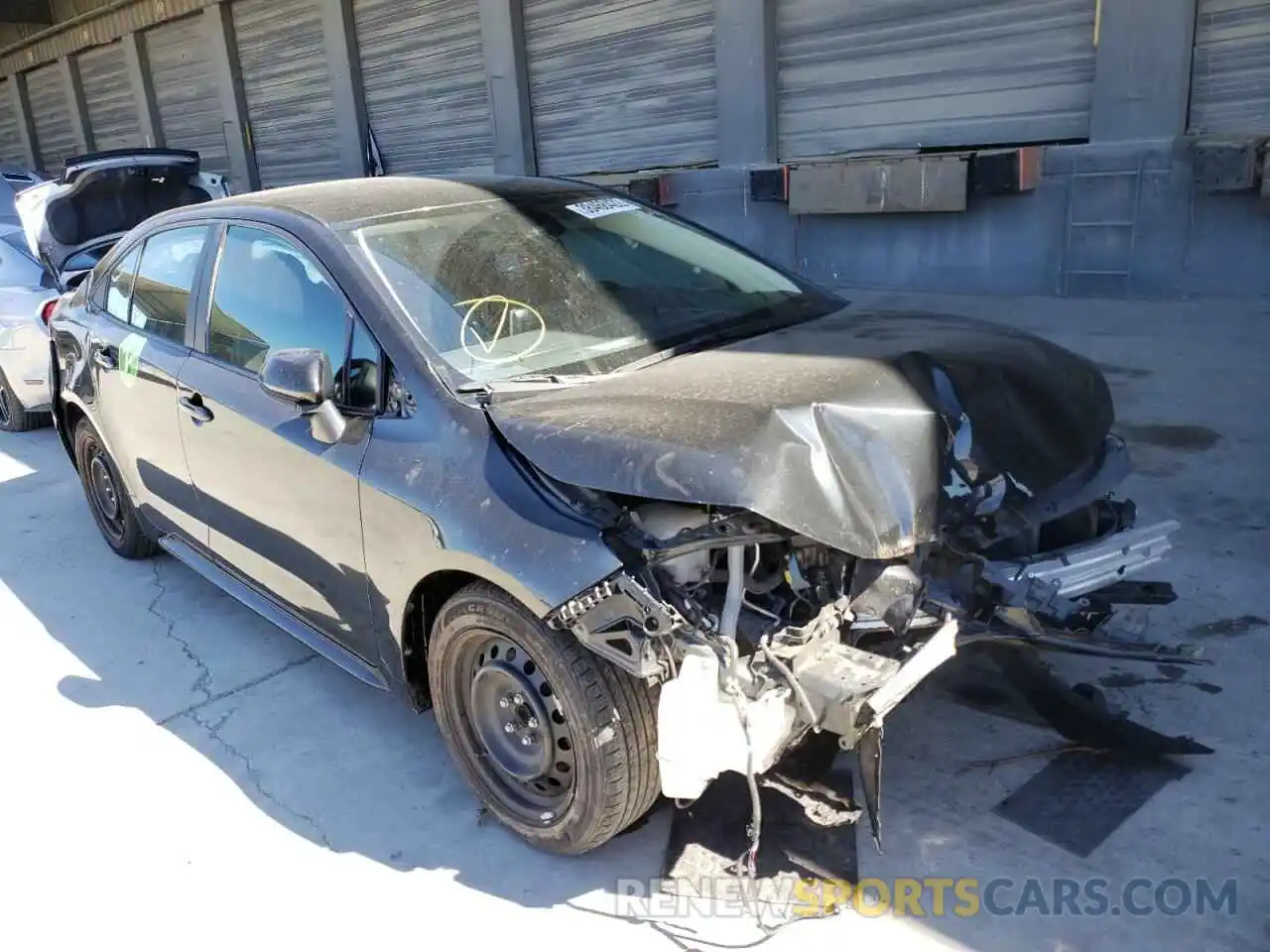 1 Photograph of a damaged car 5YFEPRAE8LP020474 TOYOTA COROLLA 2020