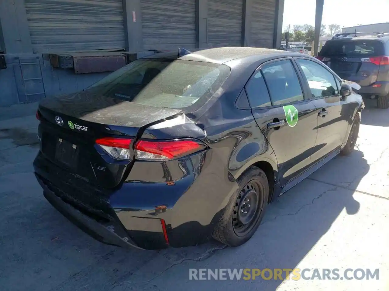 4 Photograph of a damaged car 5YFEPRAE8LP020474 TOYOTA COROLLA 2020