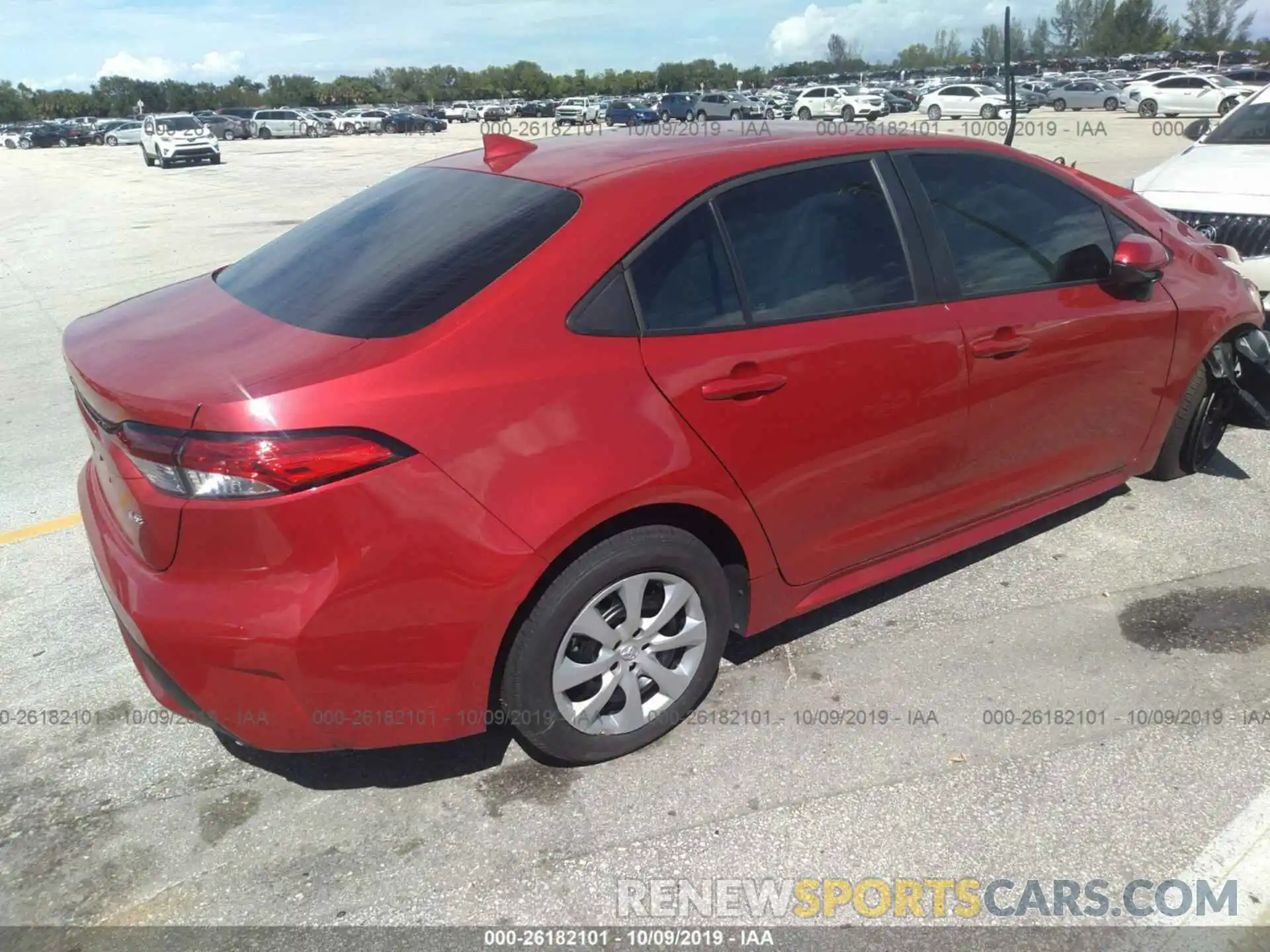 4 Photograph of a damaged car 5YFEPRAE8LP021107 TOYOTA COROLLA 2020