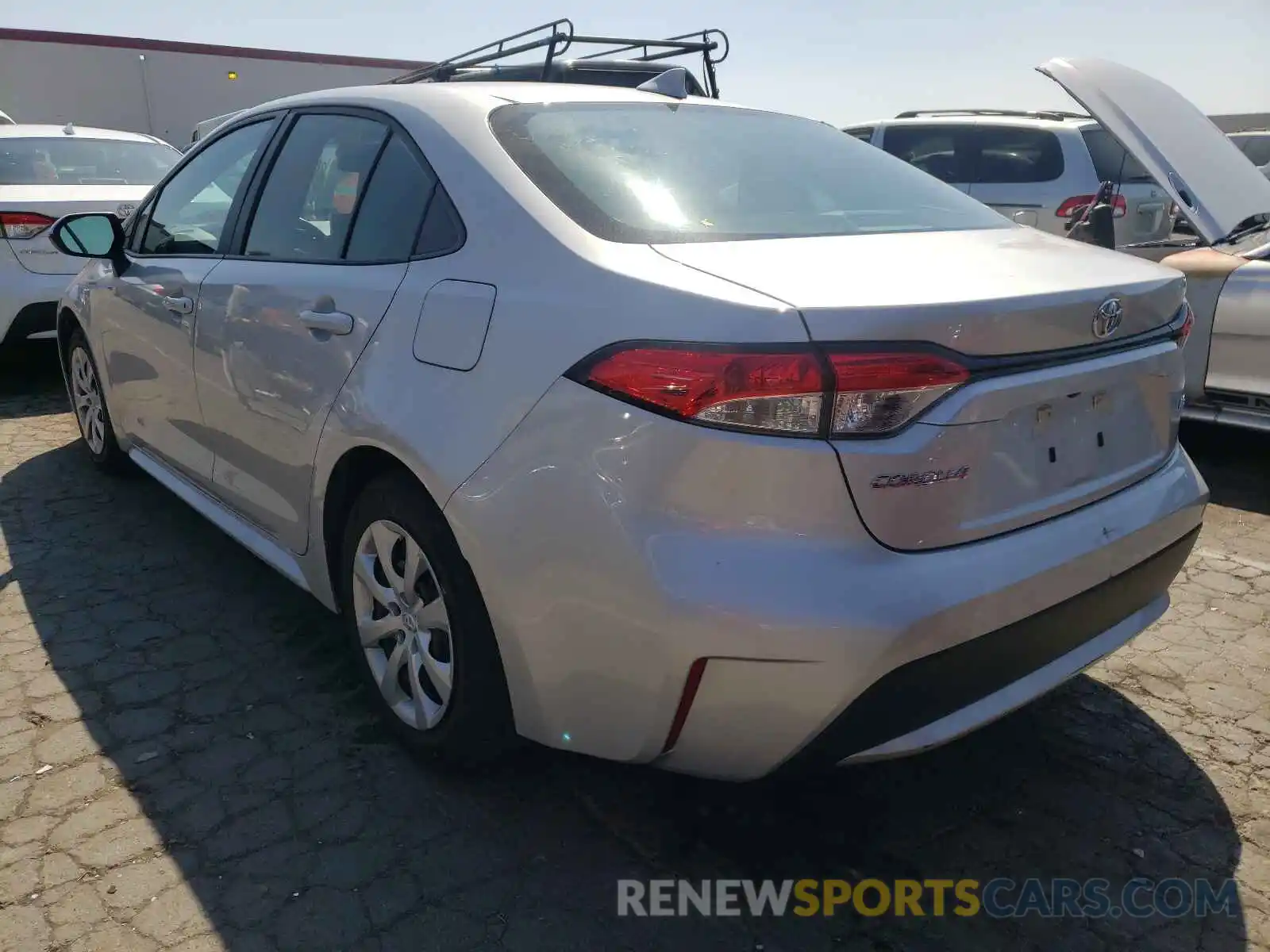 3 Photograph of a damaged car 5YFEPRAE8LP023147 TOYOTA COROLLA 2020