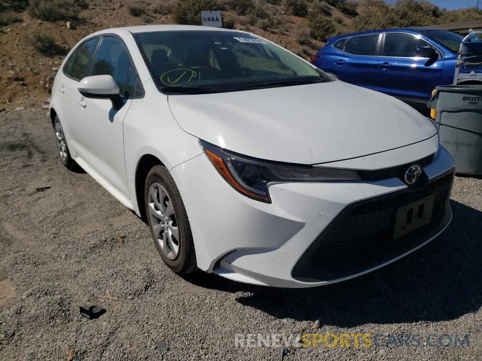 1 Photograph of a damaged car 5YFEPRAE8LP023570 TOYOTA COROLLA 2020