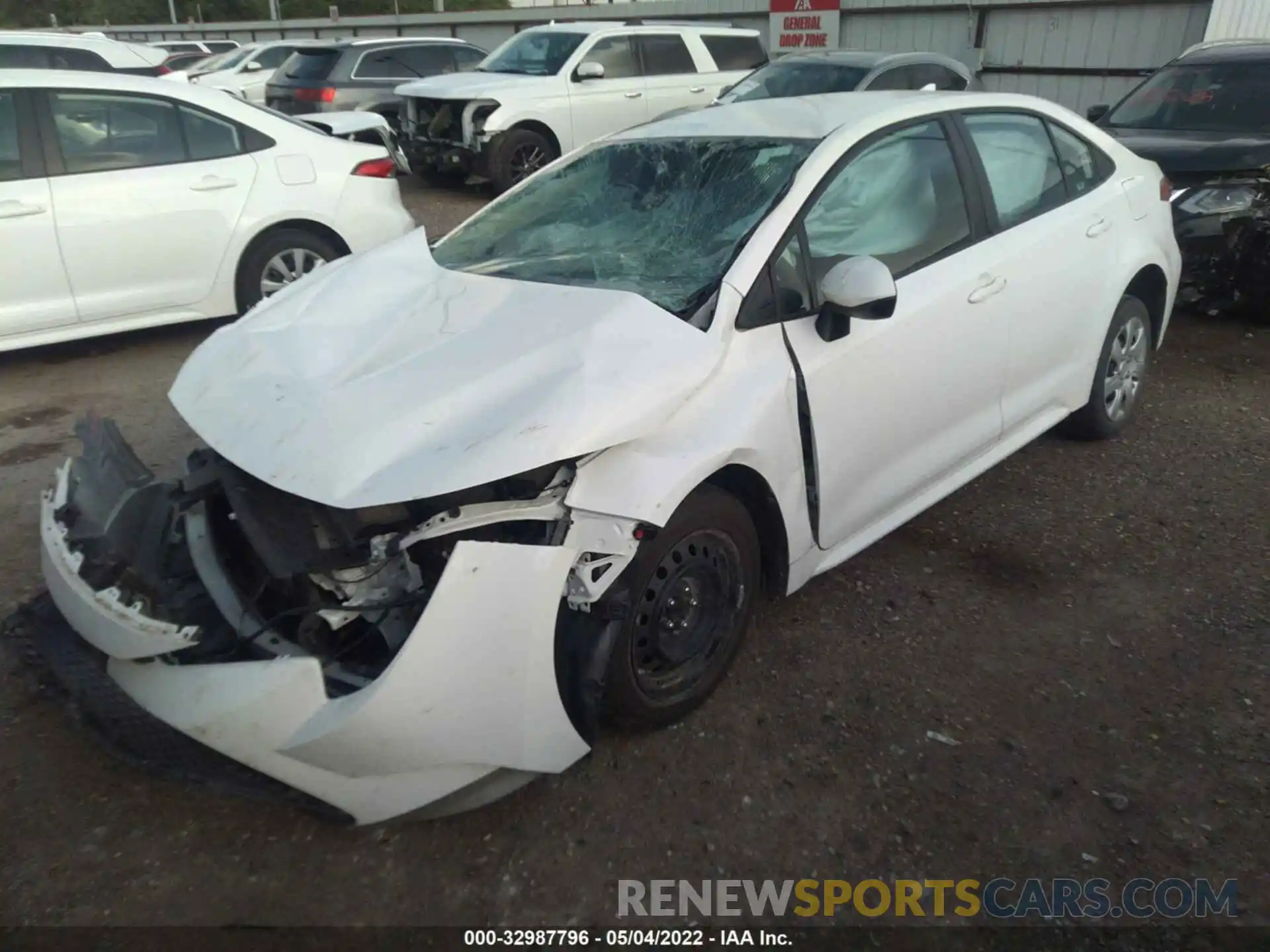 2 Photograph of a damaged car 5YFEPRAE8LP023701 TOYOTA COROLLA 2020