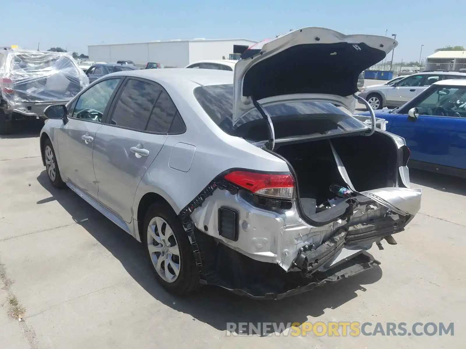 3 Photograph of a damaged car 5YFEPRAE8LP024010 TOYOTA COROLLA 2020