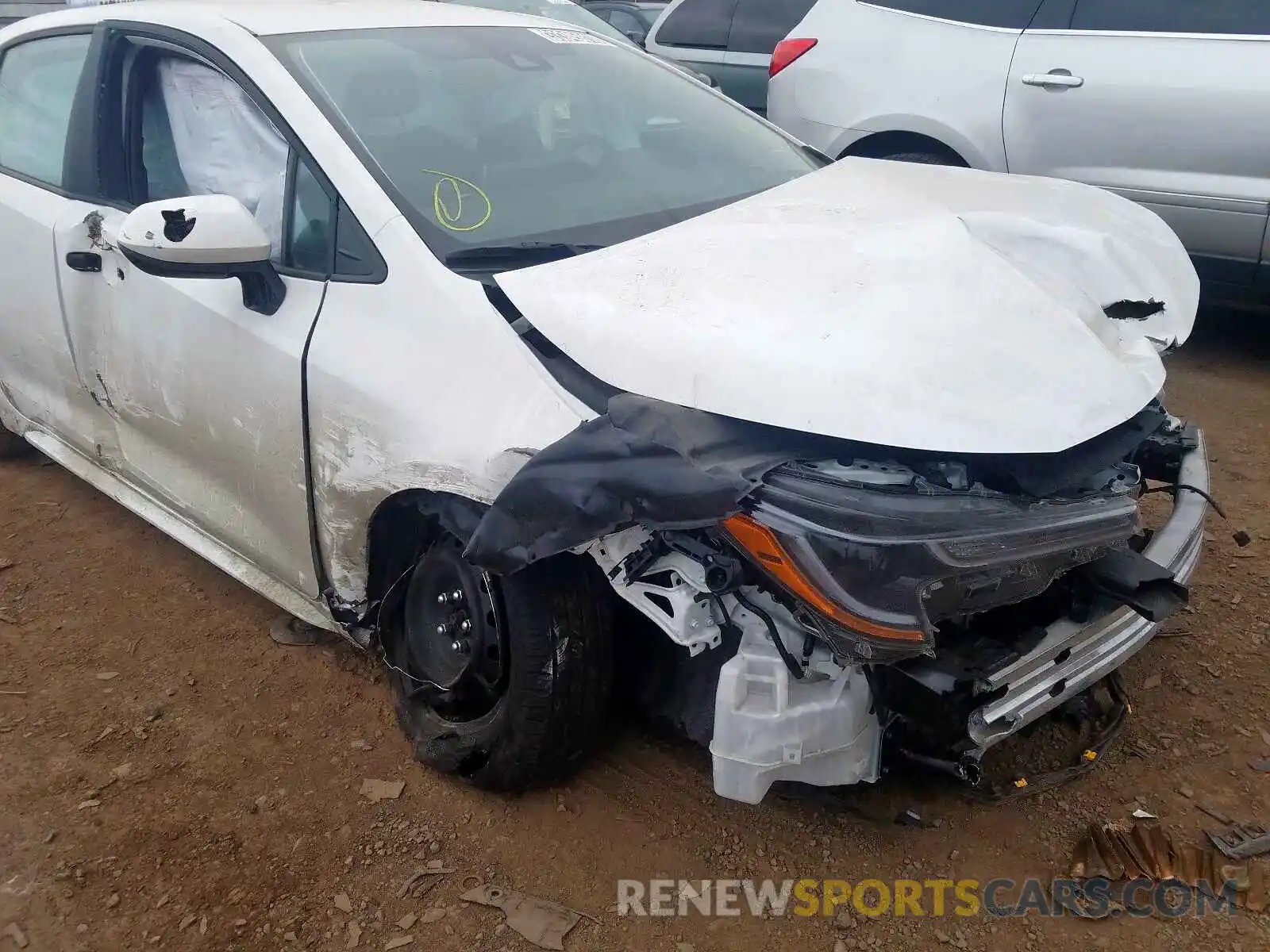 9 Photograph of a damaged car 5YFEPRAE8LP025206 TOYOTA COROLLA 2020