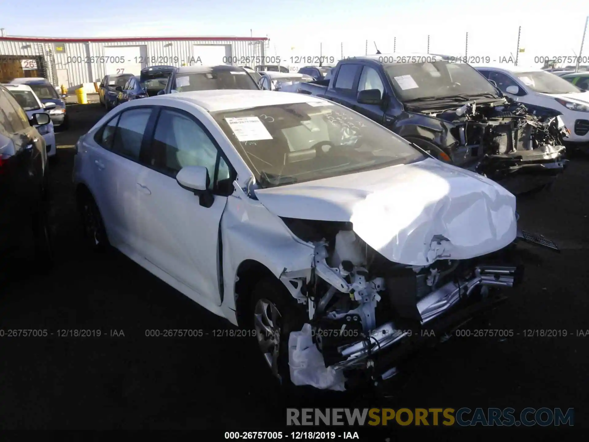 1 Photograph of a damaged car 5YFEPRAE8LP025612 TOYOTA COROLLA 2020