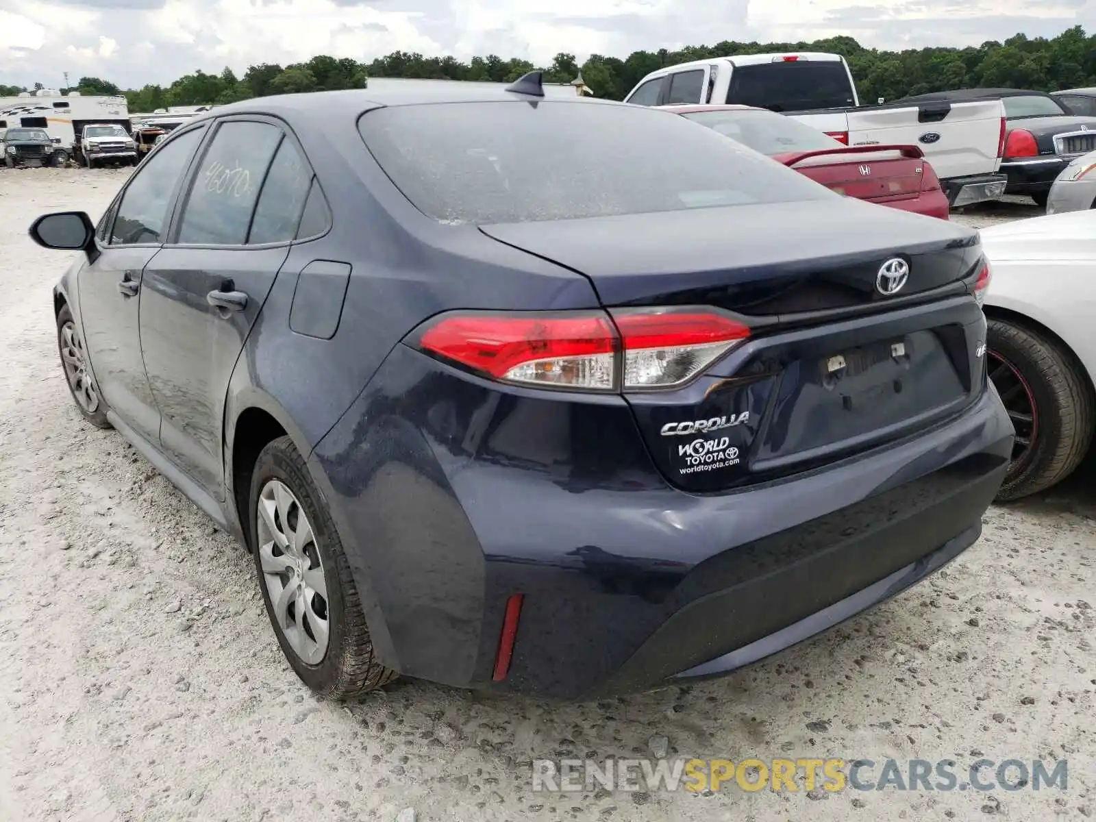 3 Photograph of a damaged car 5YFEPRAE8LP025805 TOYOTA COROLLA 2020