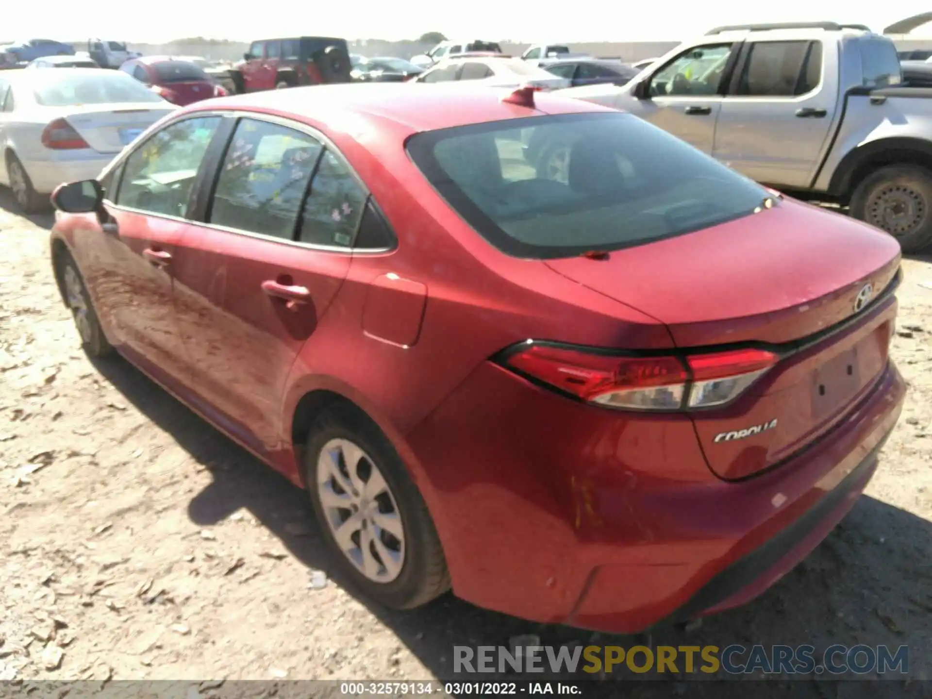 3 Photograph of a damaged car 5YFEPRAE8LP026064 TOYOTA COROLLA 2020