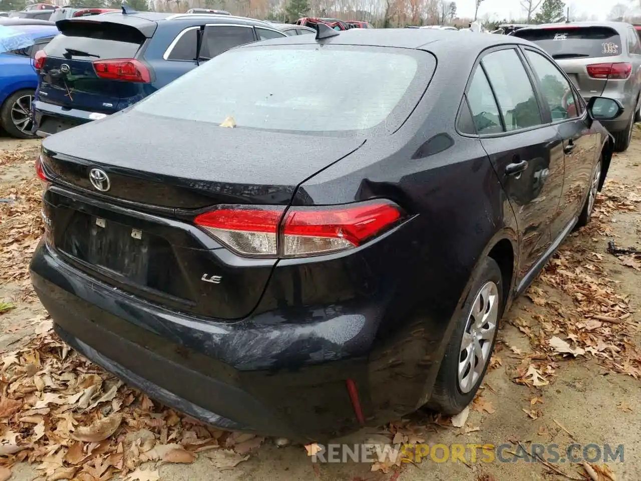 4 Photograph of a damaged car 5YFEPRAE8LP027439 TOYOTA COROLLA 2020