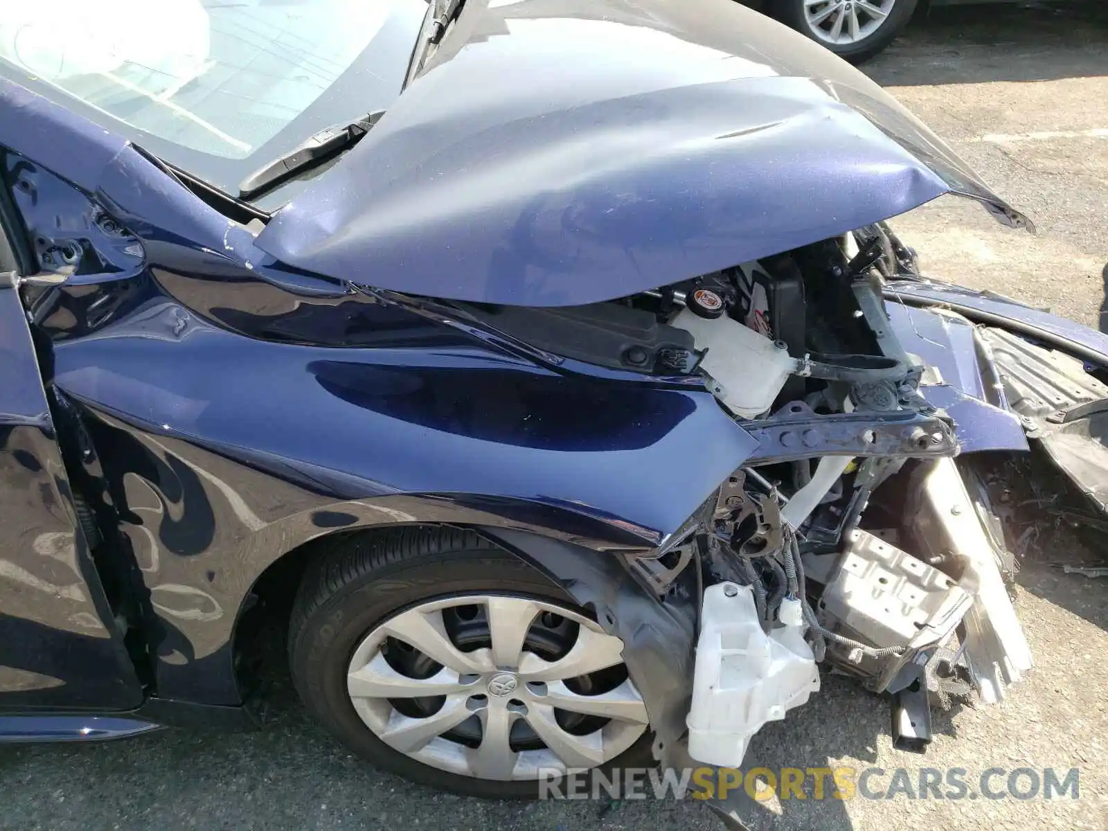 9 Photograph of a damaged car 5YFEPRAE8LP027585 TOYOTA COROLLA 2020