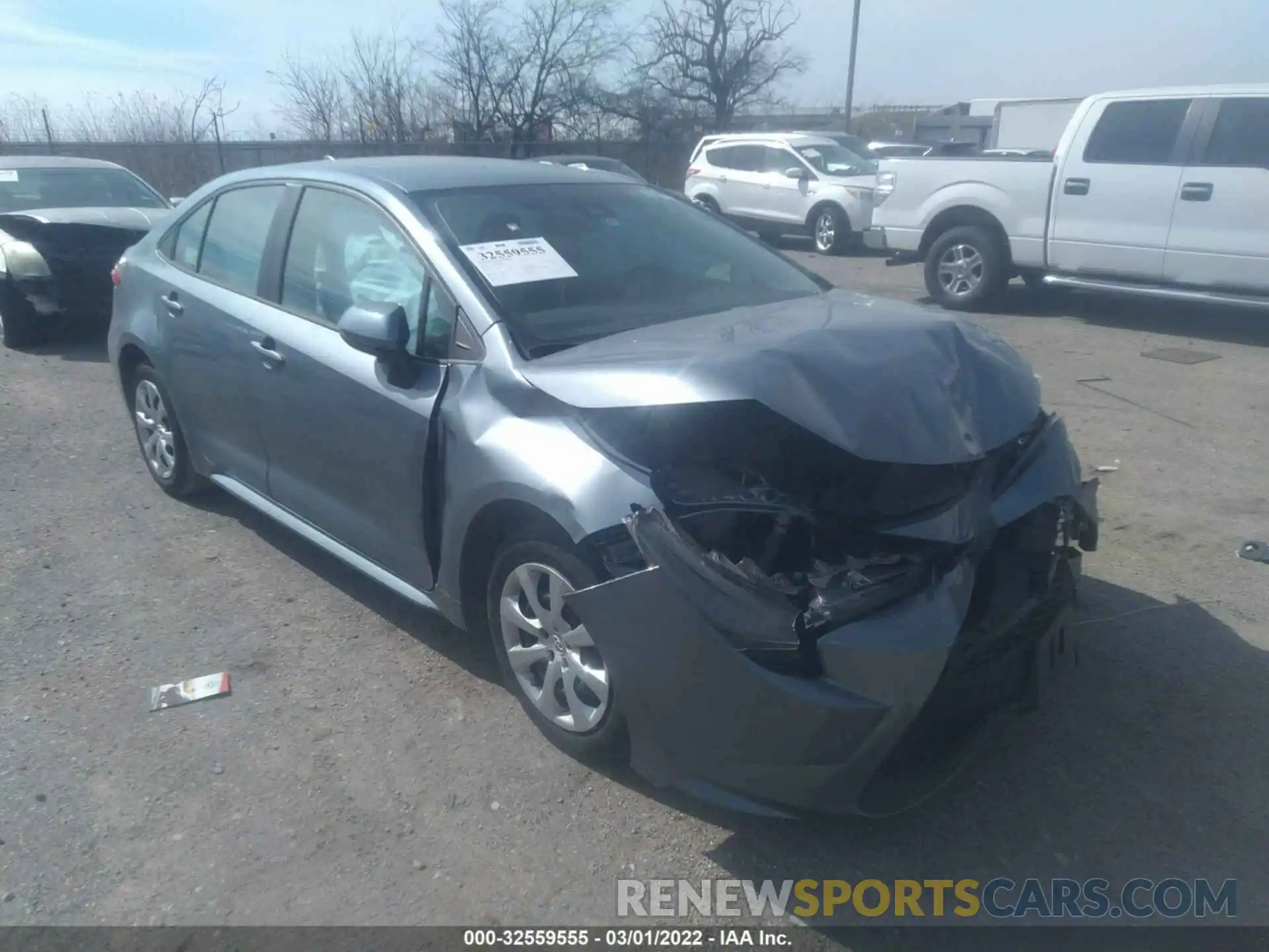 1 Photograph of a damaged car 5YFEPRAE8LP028123 TOYOTA COROLLA 2020