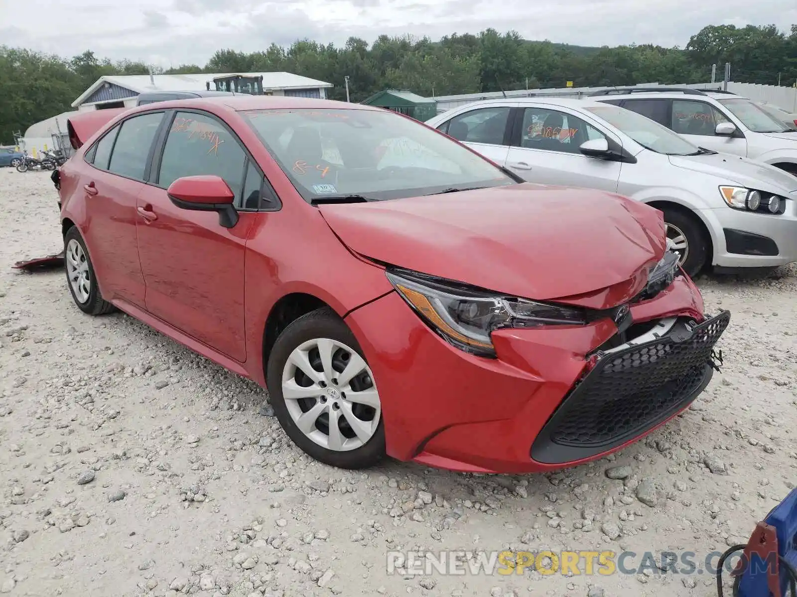 1 Photograph of a damaged car 5YFEPRAE8LP028753 TOYOTA COROLLA 2020