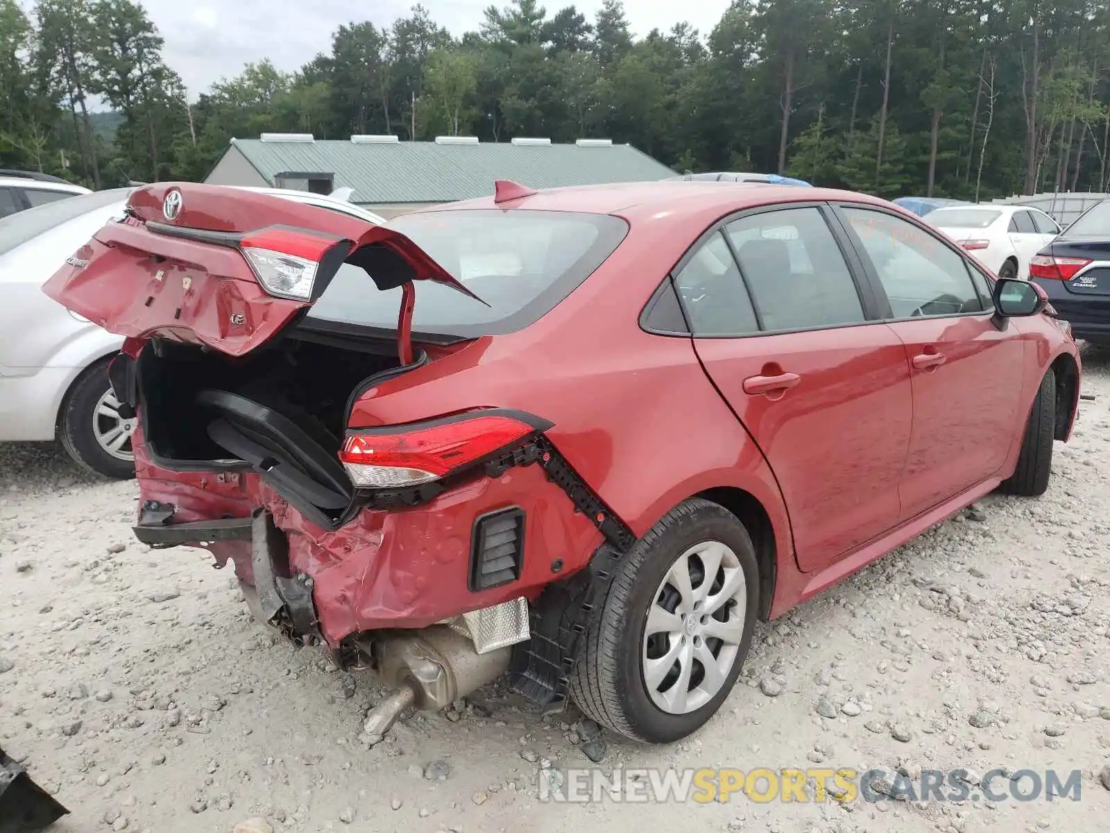 4 Photograph of a damaged car 5YFEPRAE8LP028753 TOYOTA COROLLA 2020