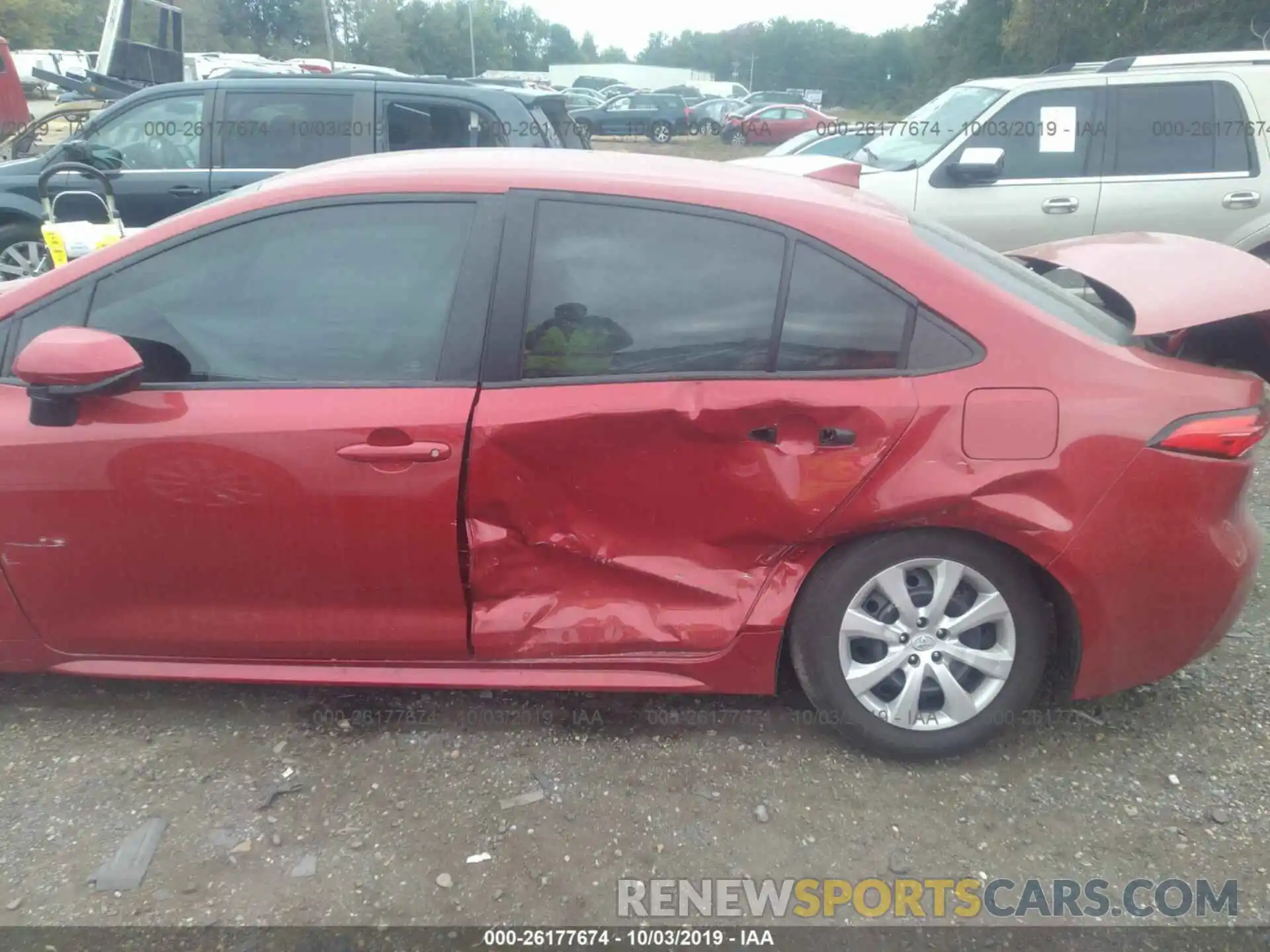 6 Photograph of a damaged car 5YFEPRAE8LP030194 TOYOTA COROLLA 2020