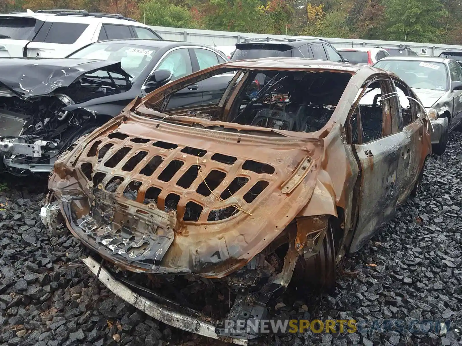 2 Photograph of a damaged car 5YFEPRAE8LP030700 TOYOTA COROLLA 2020