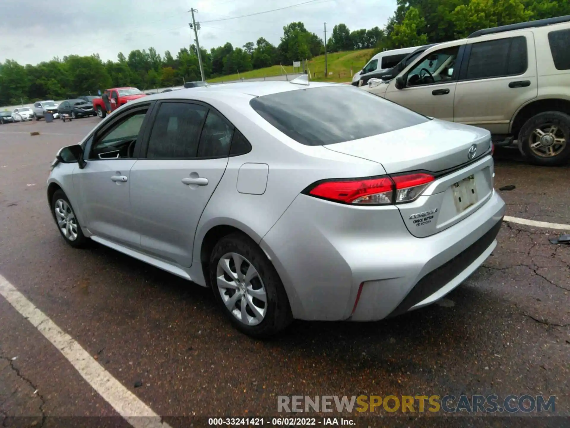 3 Photograph of a damaged car 5YFEPRAE8LP030759 TOYOTA COROLLA 2020