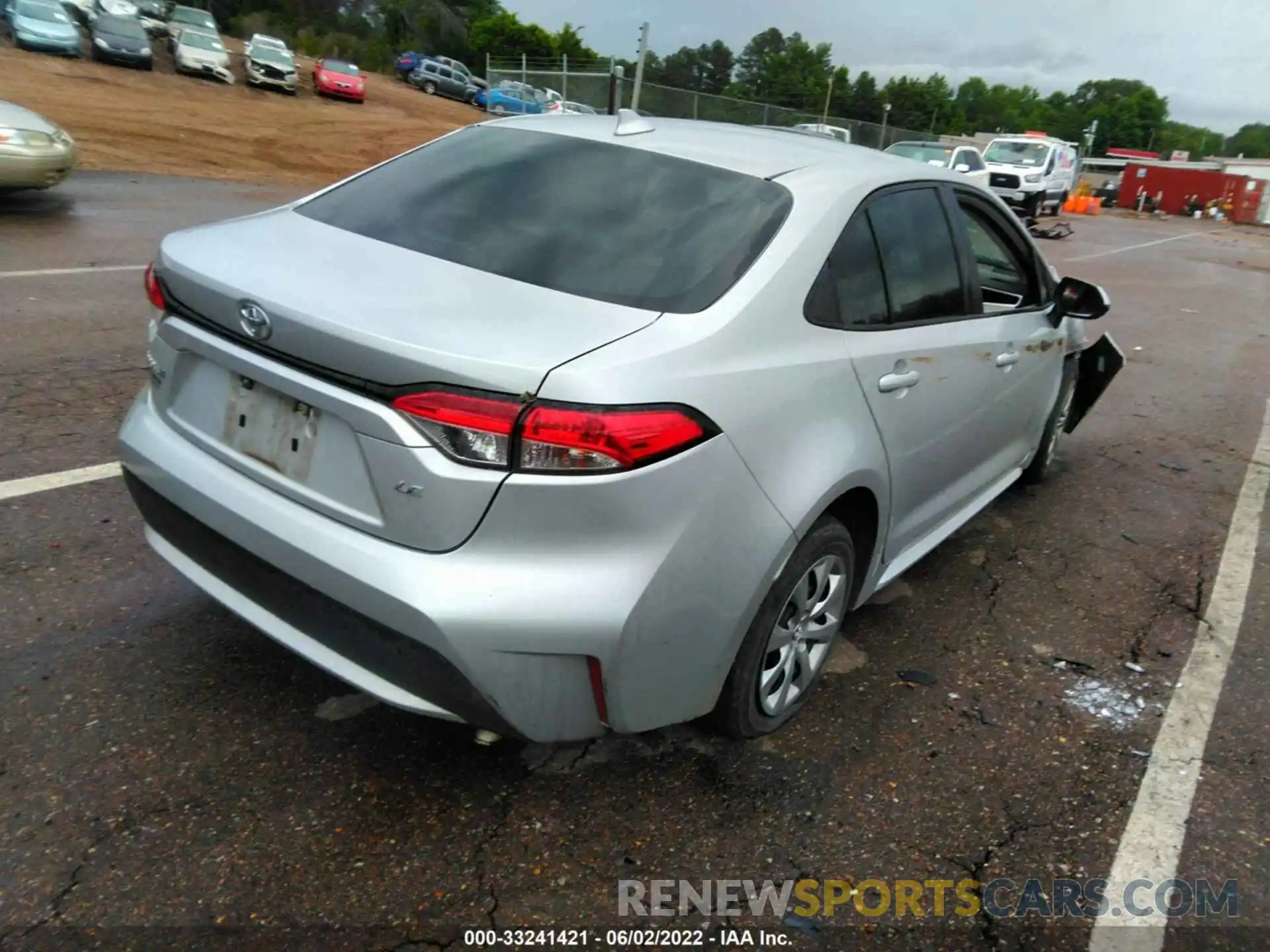 4 Photograph of a damaged car 5YFEPRAE8LP030759 TOYOTA COROLLA 2020