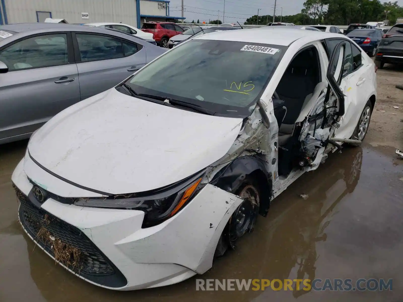 2 Photograph of a damaged car 5YFEPRAE8LP030857 TOYOTA COROLLA 2020