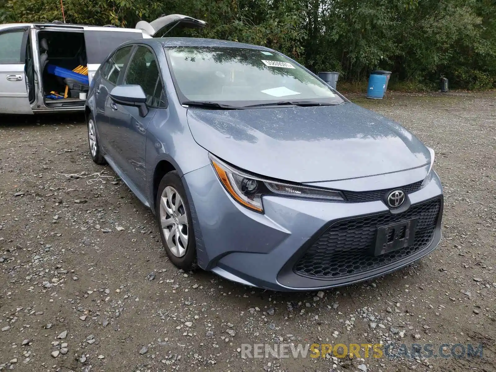 1 Photograph of a damaged car 5YFEPRAE8LP032205 TOYOTA COROLLA 2020