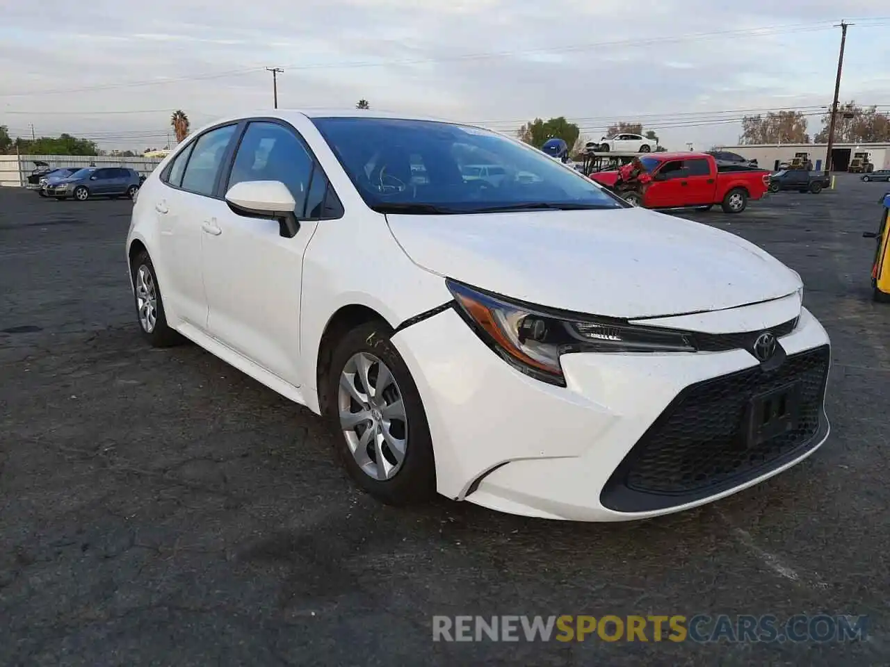 1 Photograph of a damaged car 5YFEPRAE8LP032303 TOYOTA COROLLA 2020