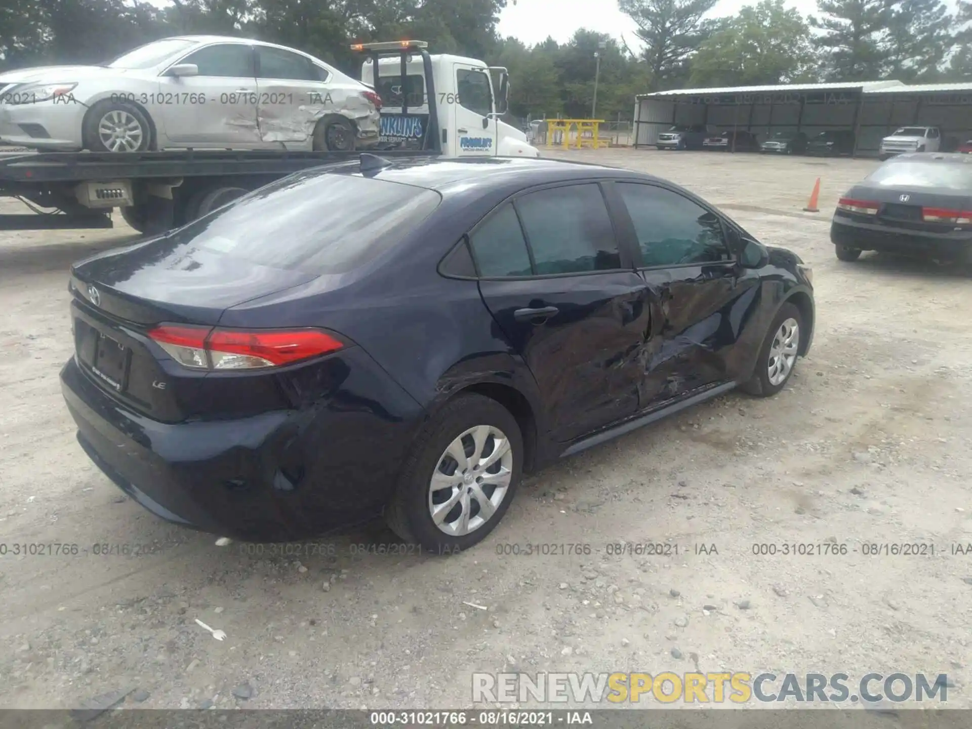 4 Photograph of a damaged car 5YFEPRAE8LP032365 TOYOTA COROLLA 2020