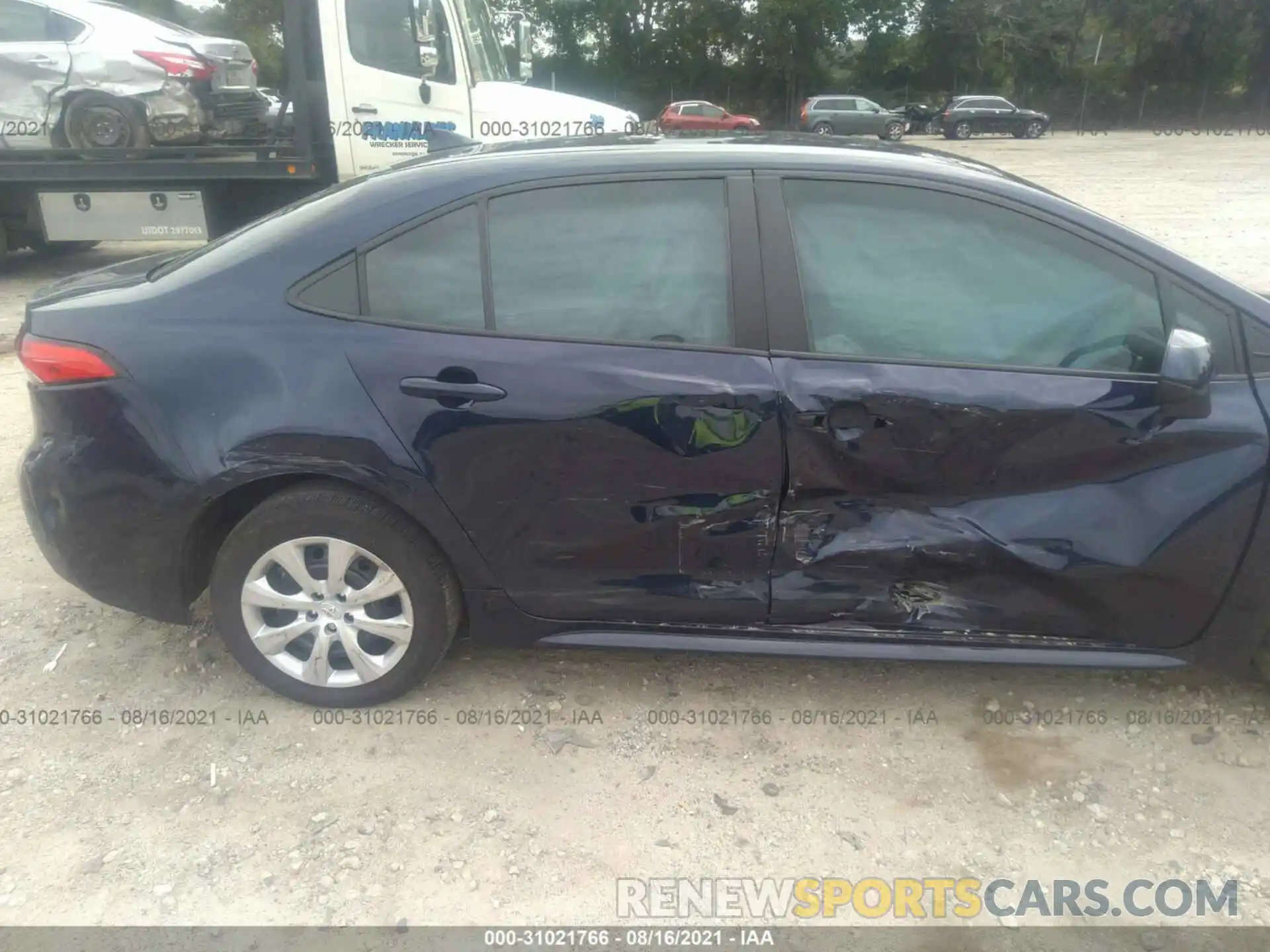 6 Photograph of a damaged car 5YFEPRAE8LP032365 TOYOTA COROLLA 2020