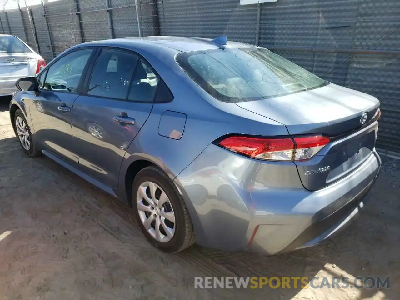 3 Photograph of a damaged car 5YFEPRAE8LP032740 TOYOTA COROLLA 2020