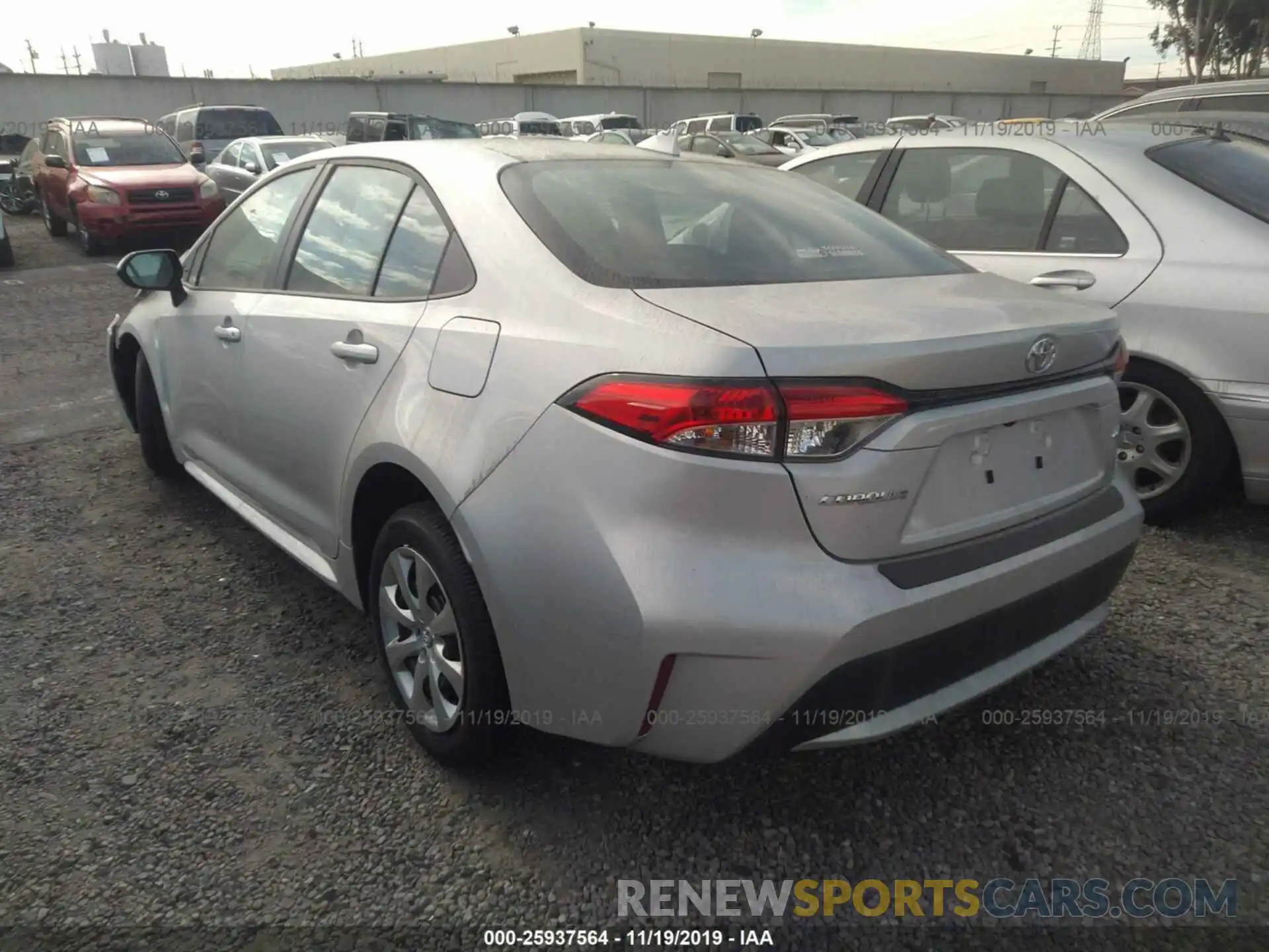 3 Photograph of a damaged car 5YFEPRAE8LP033080 TOYOTA COROLLA 2020