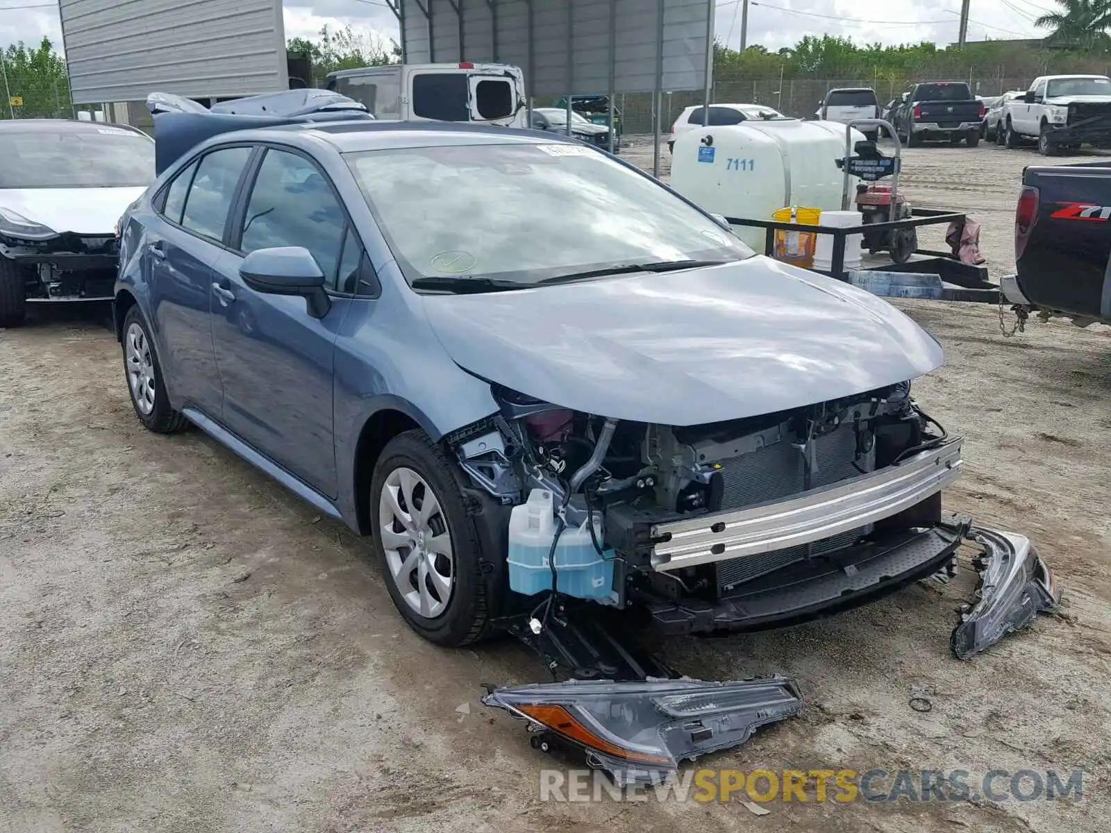 1 Photograph of a damaged car 5YFEPRAE8LP033984 TOYOTA COROLLA 2020