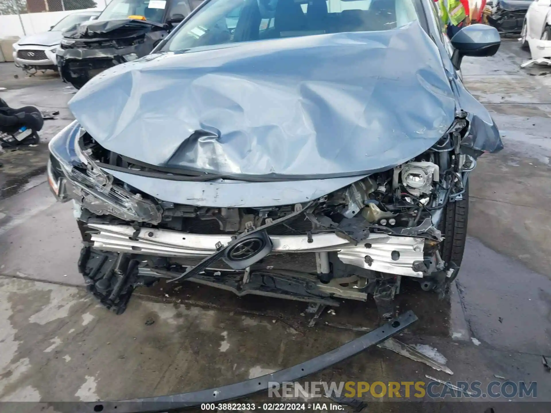 13 Photograph of a damaged car 5YFEPRAE8LP034990 TOYOTA COROLLA 2020