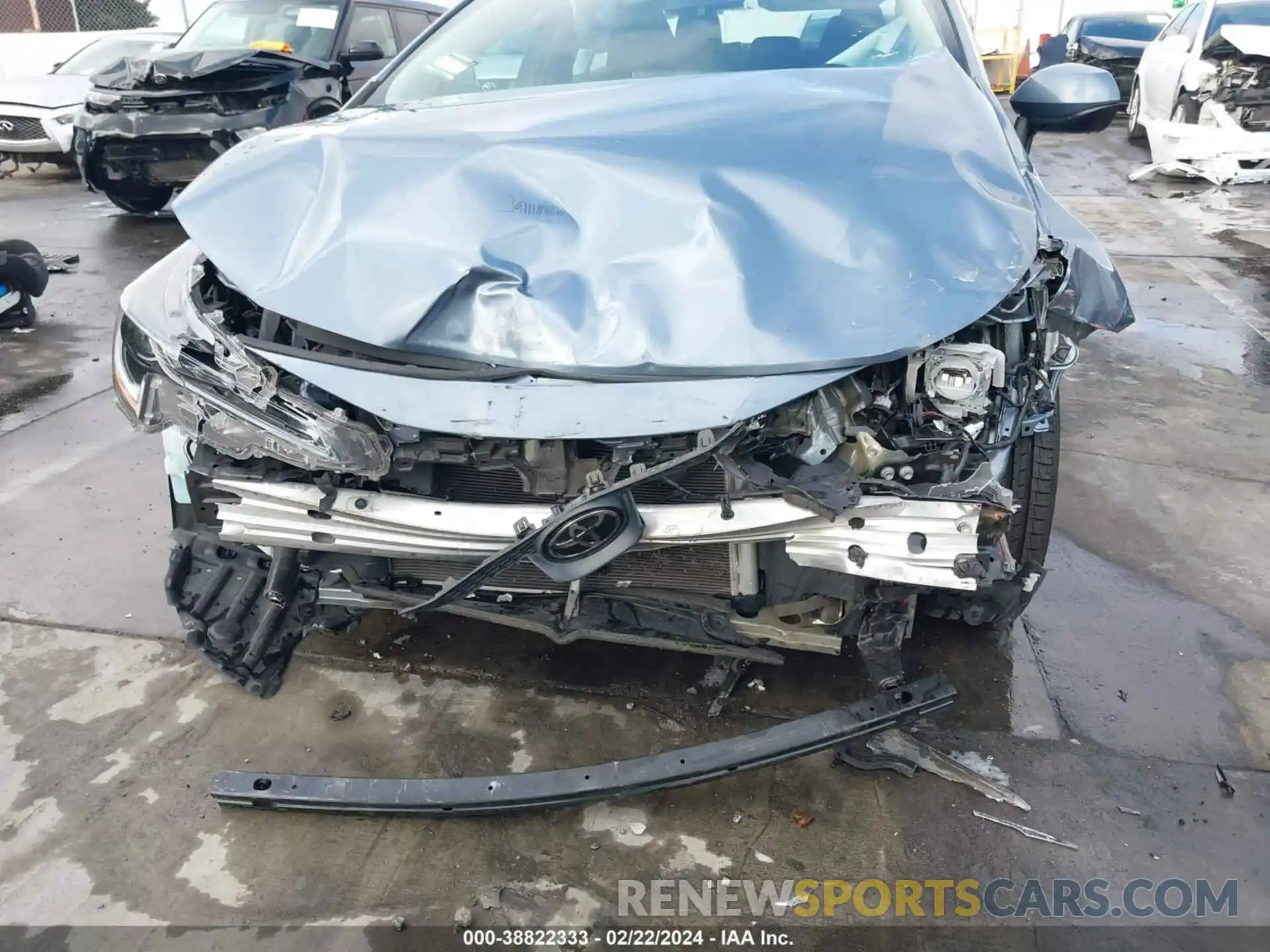 6 Photograph of a damaged car 5YFEPRAE8LP034990 TOYOTA COROLLA 2020