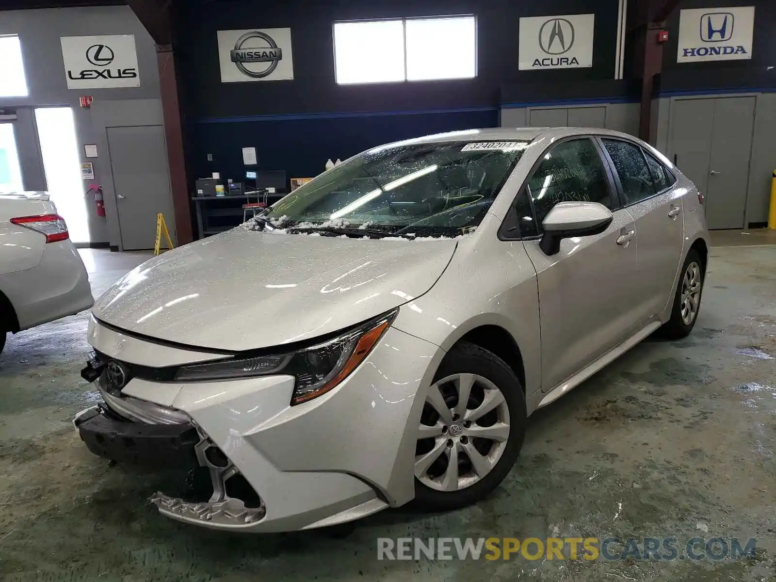 2 Photograph of a damaged car 5YFEPRAE8LP035914 TOYOTA COROLLA 2020