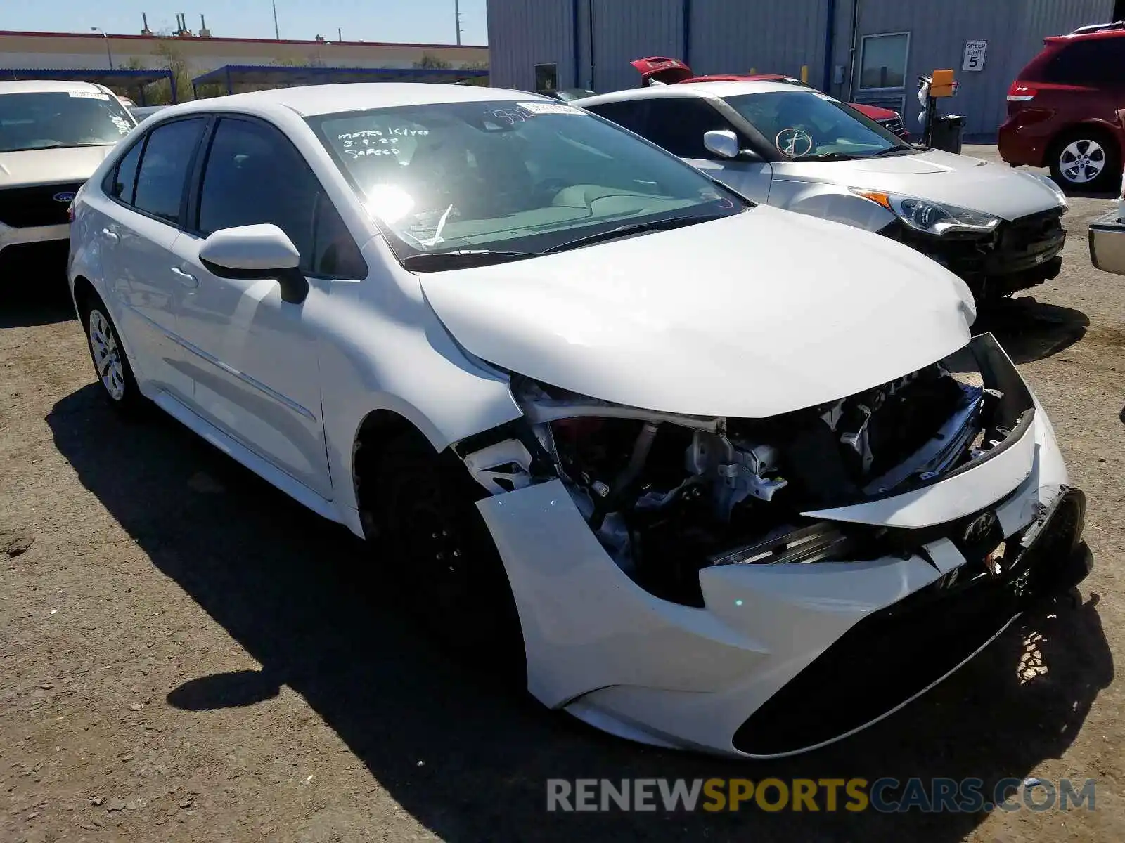 1 Photograph of a damaged car 5YFEPRAE8LP036318 TOYOTA COROLLA 2020