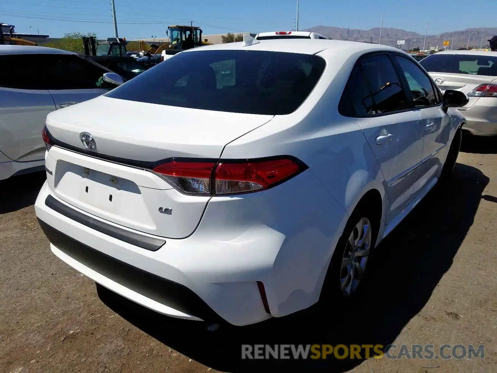 4 Photograph of a damaged car 5YFEPRAE8LP036318 TOYOTA COROLLA 2020