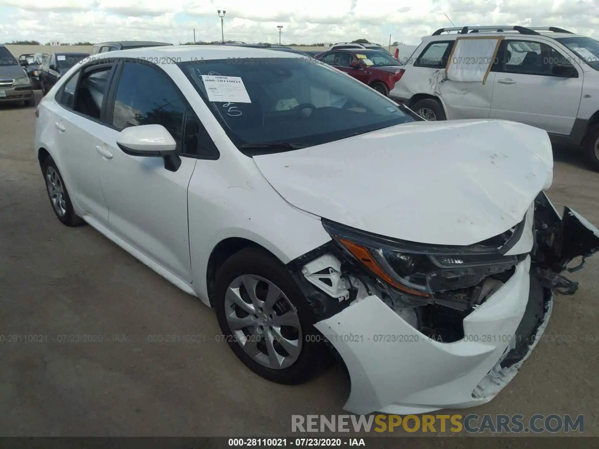 1 Photograph of a damaged car 5YFEPRAE8LP037002 TOYOTA COROLLA 2020