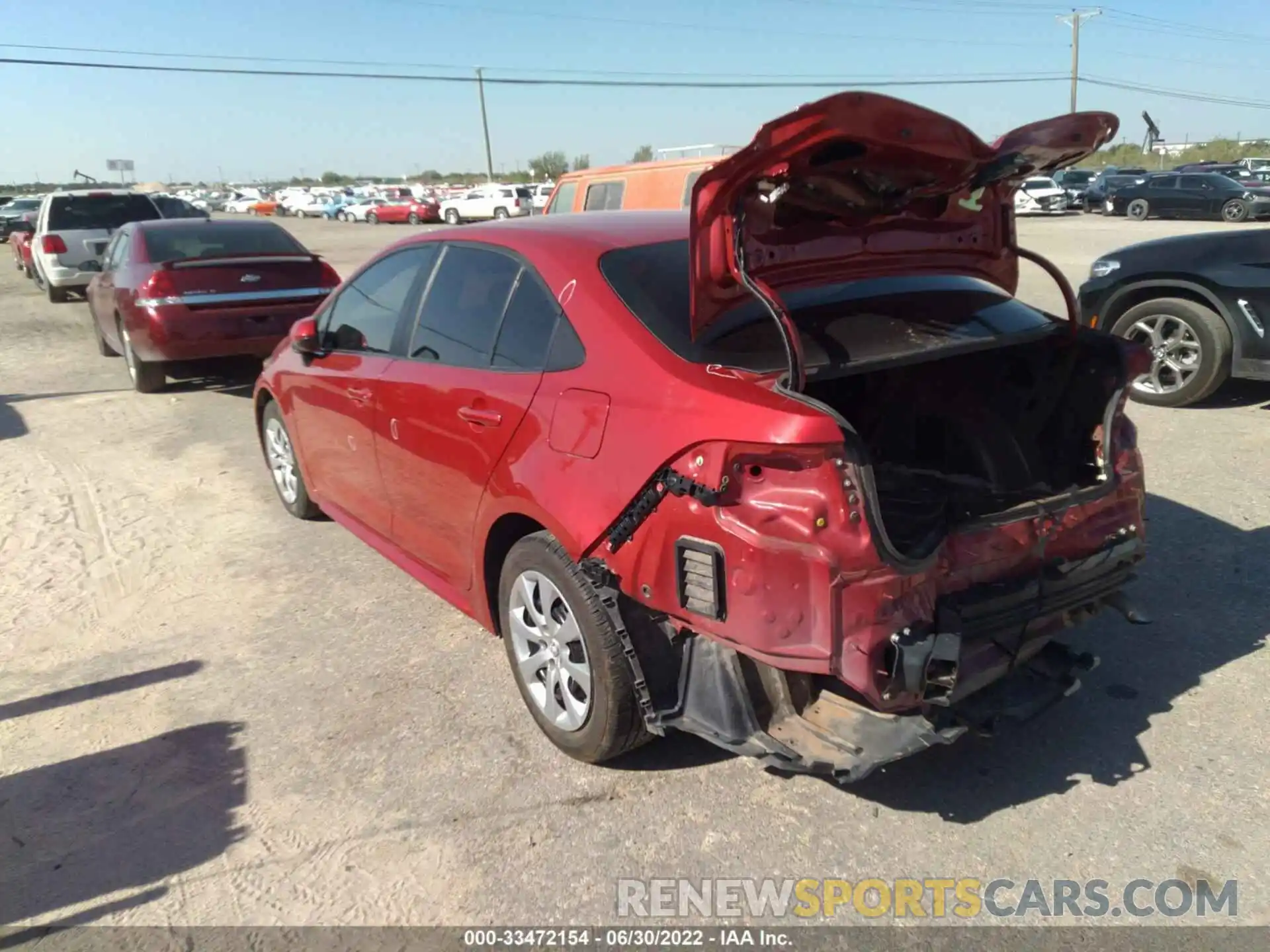 3 Photograph of a damaged car 5YFEPRAE8LP037338 TOYOTA COROLLA 2020