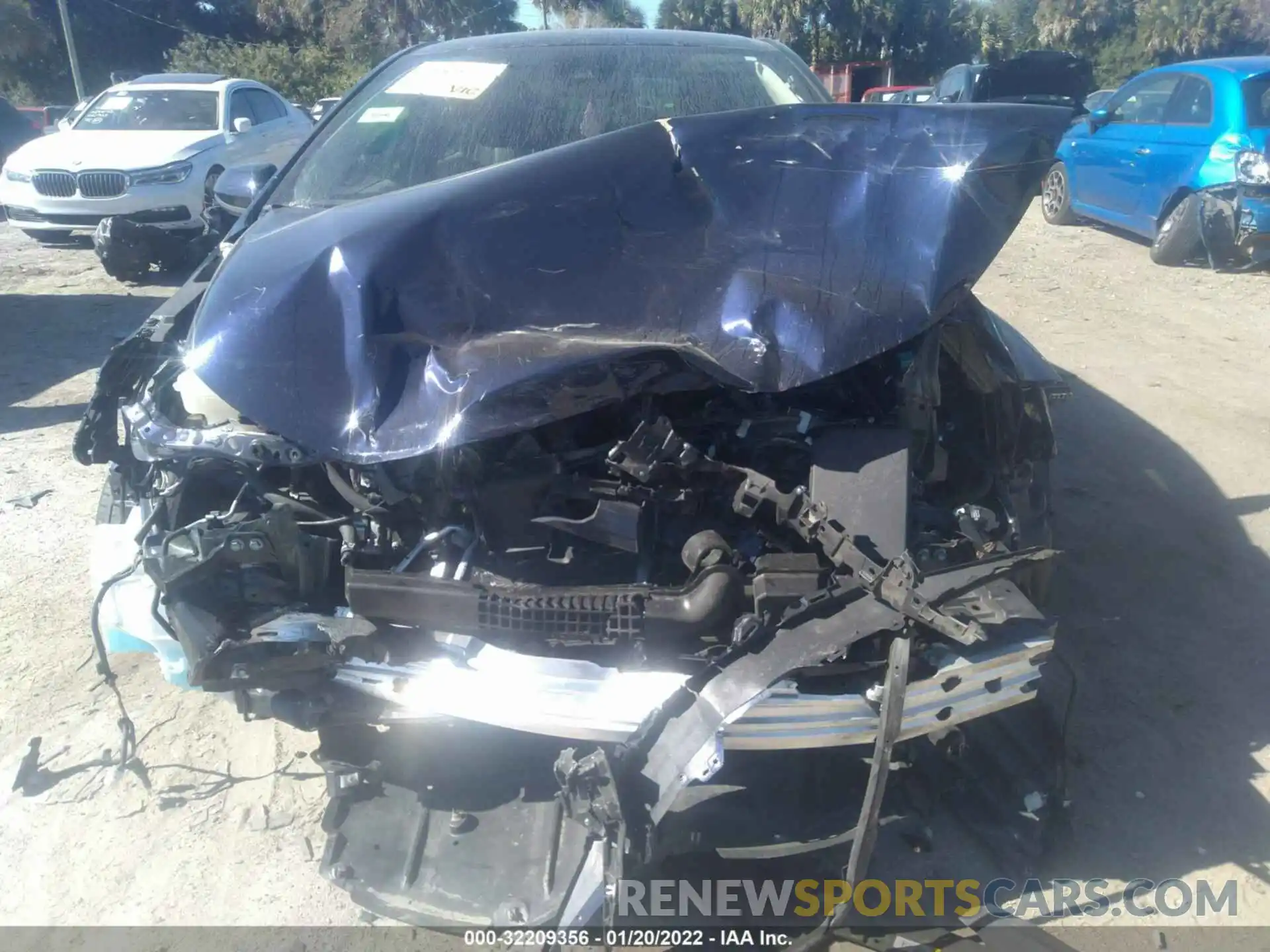 6 Photograph of a damaged car 5YFEPRAE8LP040482 TOYOTA COROLLA 2020