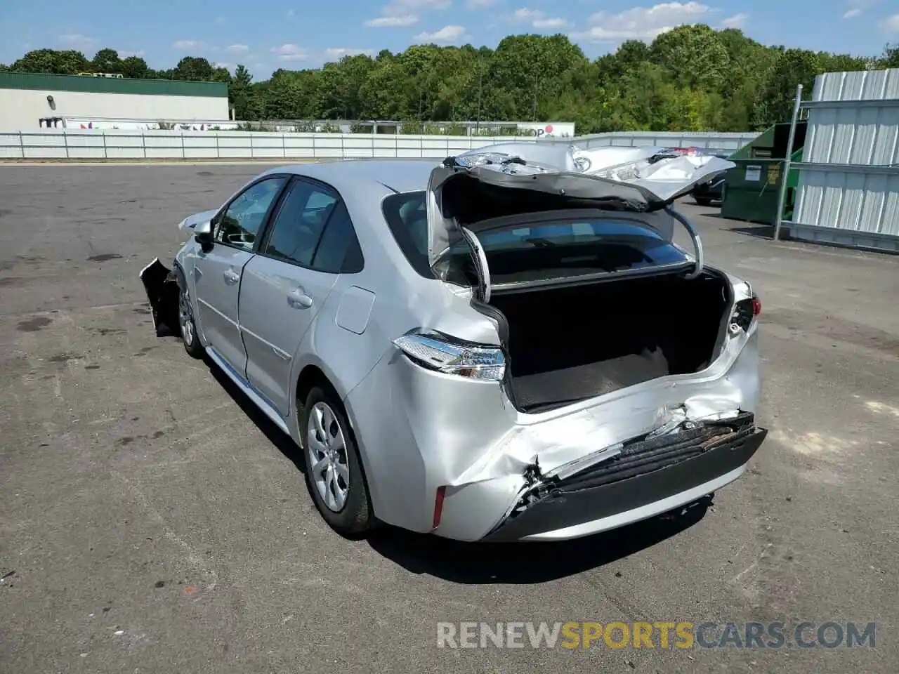 3 Photograph of a damaged car 5YFEPRAE8LP041616 TOYOTA COROLLA 2020